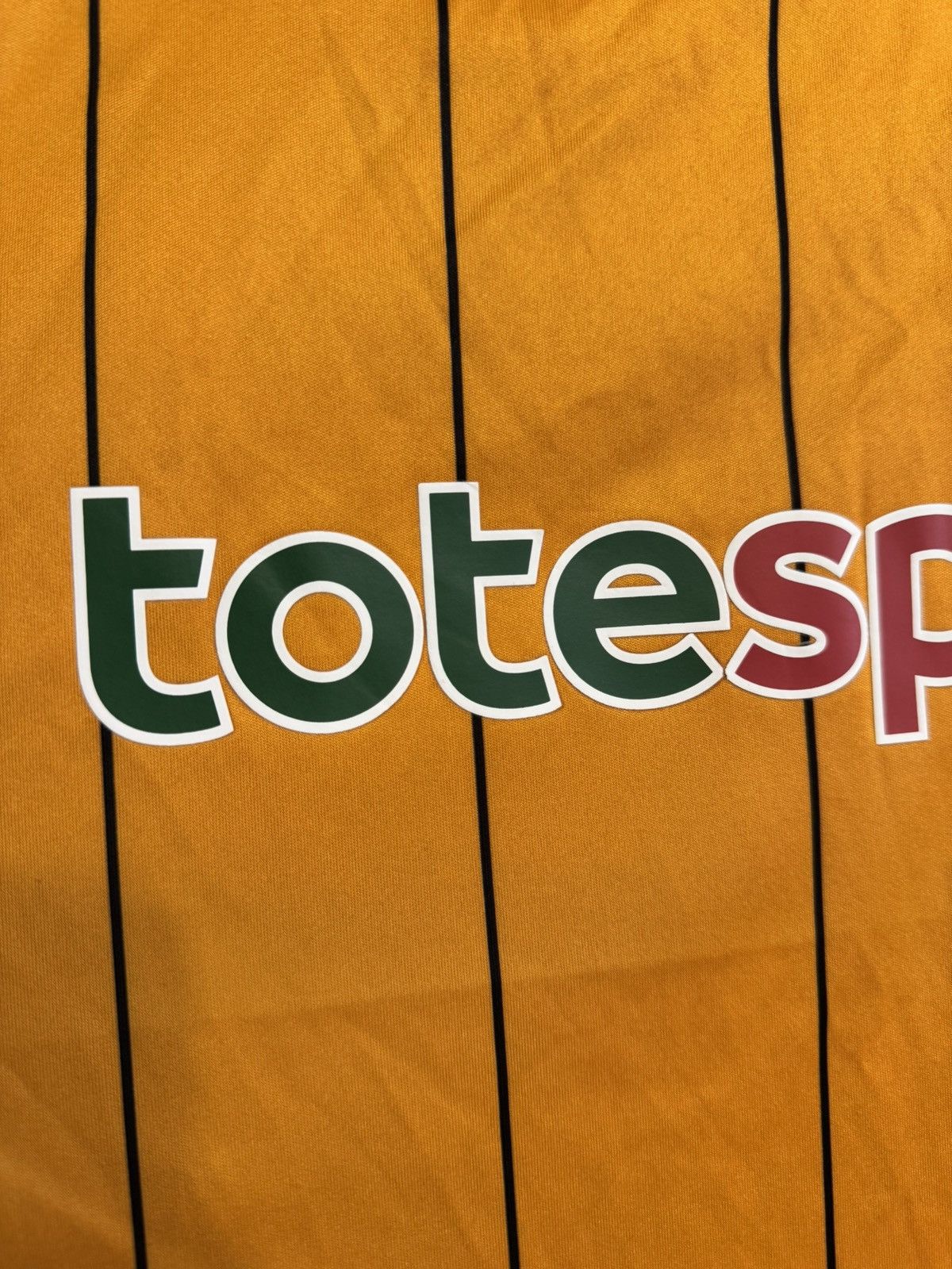 Umbro Hull City 2009-2010 Home Soccer Jersey Football Kit Shirt Size US M / EU 48-50 / 2 - 8 Thumbnail