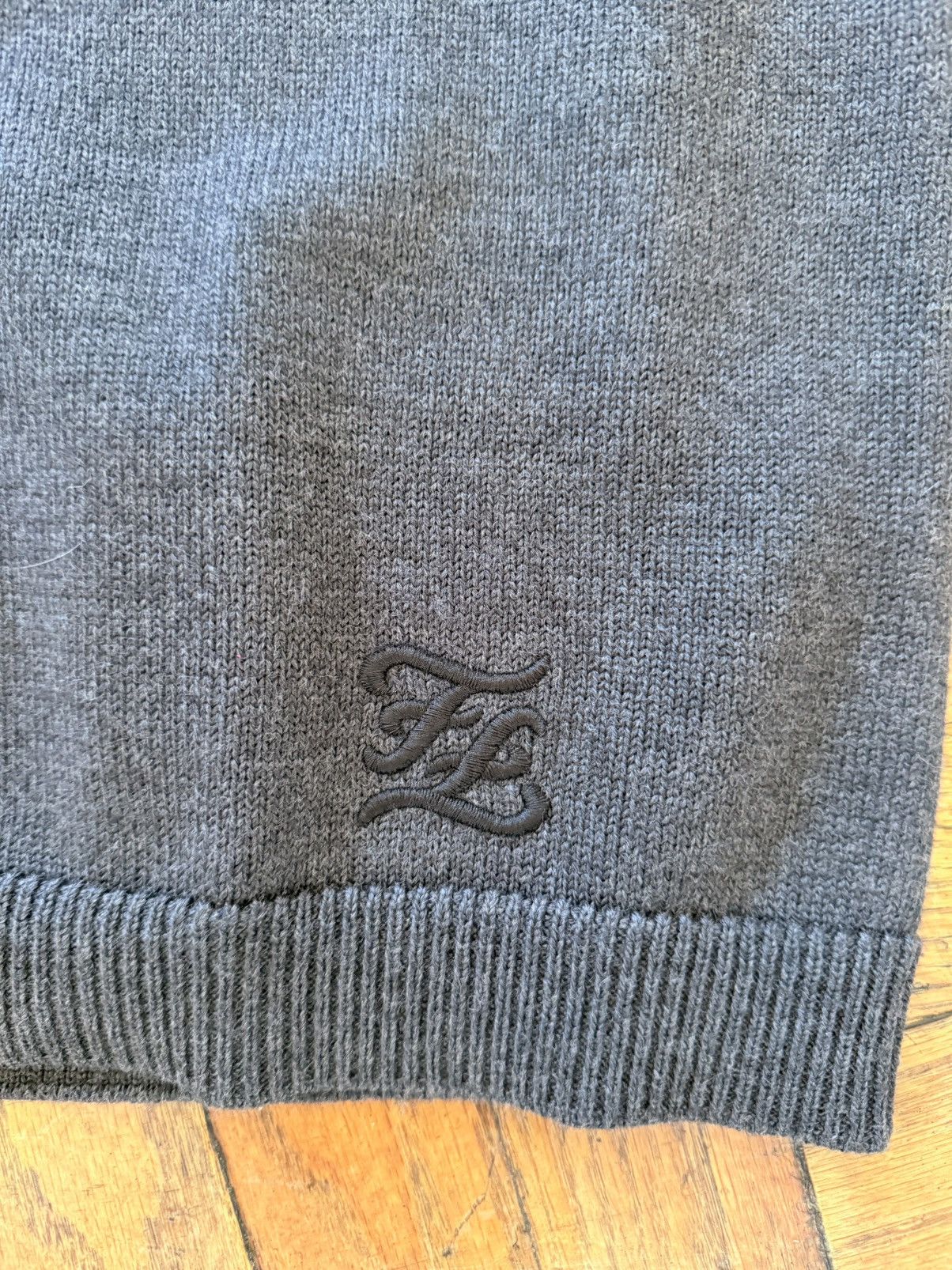 Fendi Fendi gray wool vest Size US S / EU 44-46 / 1 - 5 Thumbnail