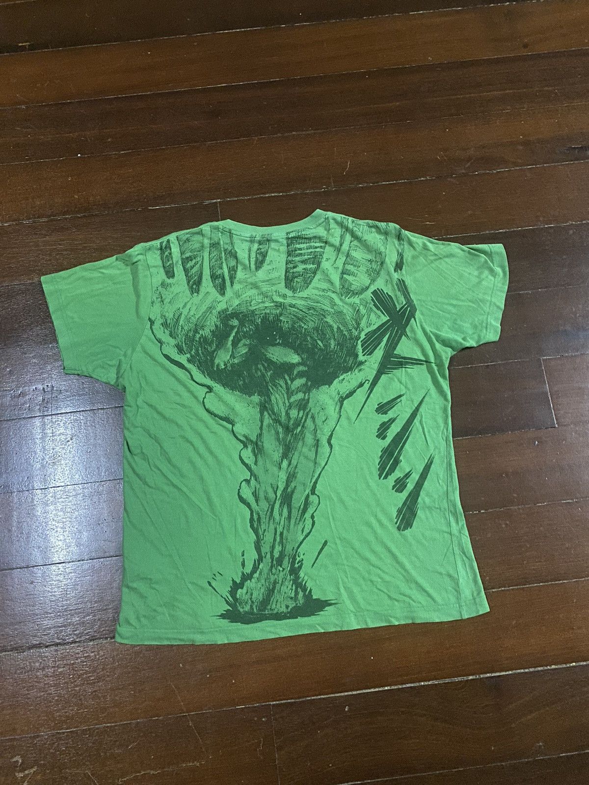 Anime × Japanese Brand × Vintage Rare anime ATTACK OF TINTAN wall tintan over print back tee Size US L / EU 52-54 / 3 - 1 Thumbnail