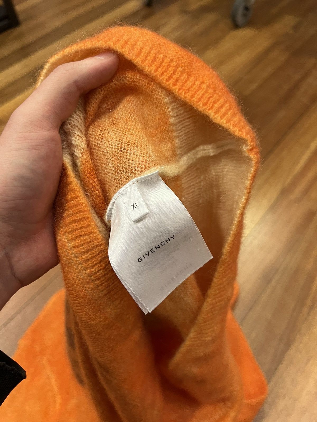 Givenchy Givenchy mohair knit pumpkin sweater Size US L / EU 52-54 / 3 - 4 Thumbnail