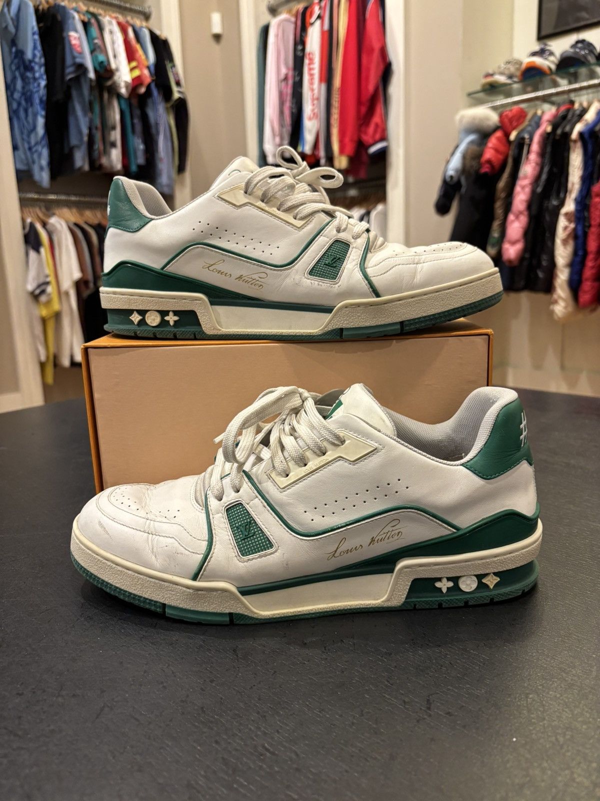 Louis Vuitton Louis Vuitton Trainer White Green Size US 8.5 / EU 41-42 - 1 Thumbnail