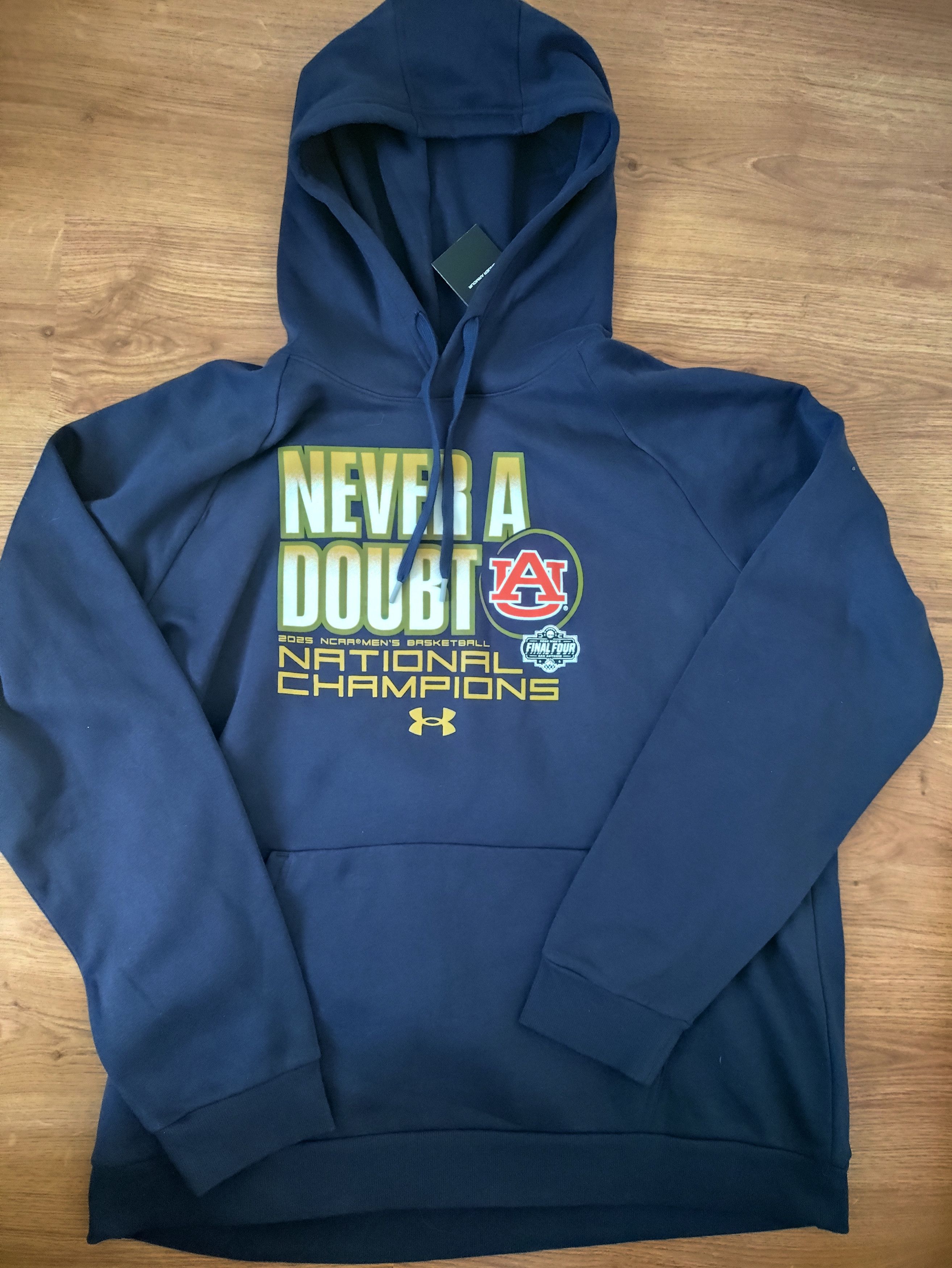 Under Armour auburn tigers 2025 champions locker room hoodie - deadstock Size US XL / EU 56 / 4 - 1 Thumbnail