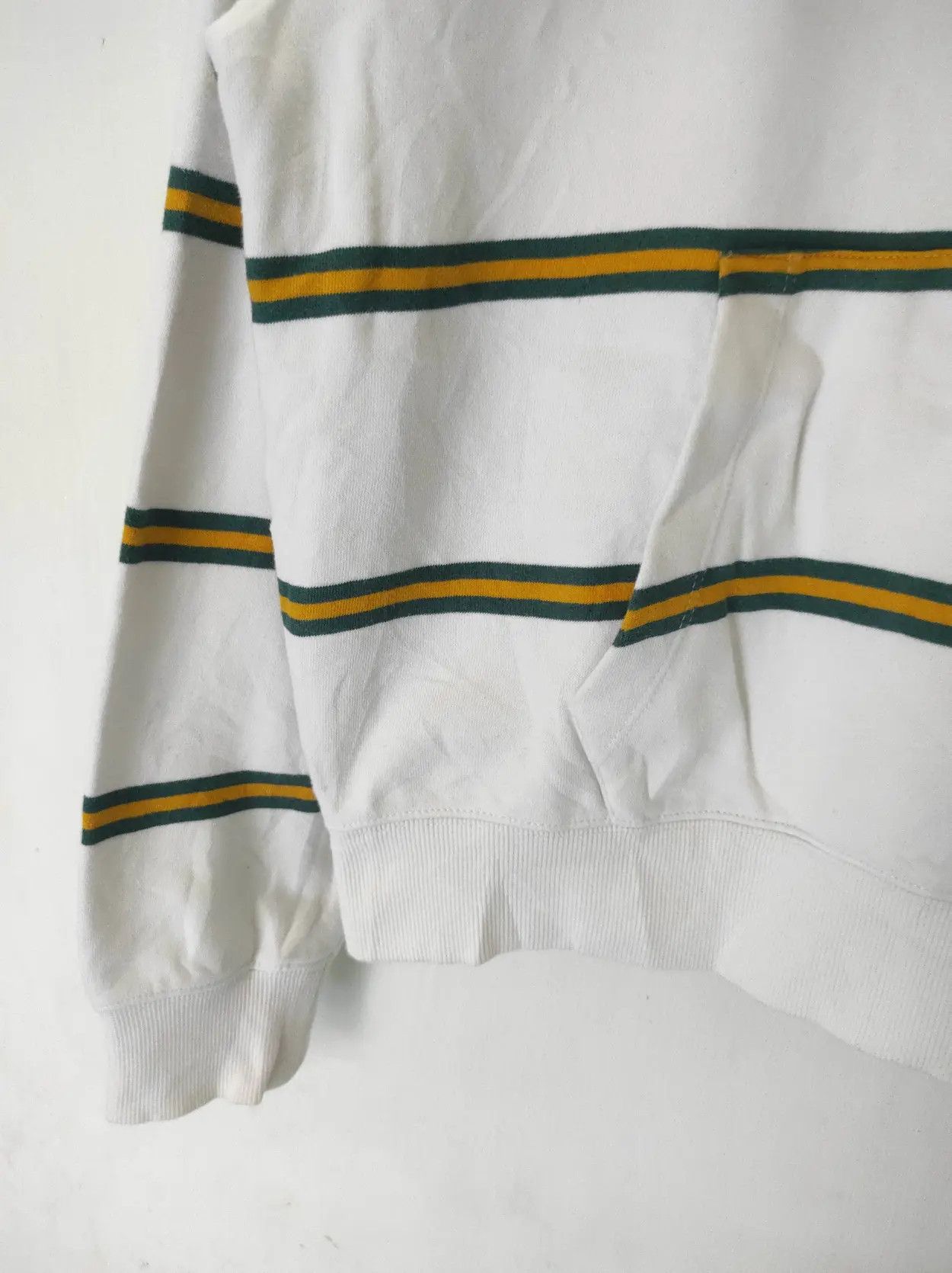 Guess Vintage Guess Stripe fur hoodie ifsix LGB style Size US M / EU 48-50 / 2 - 7 Thumbnail