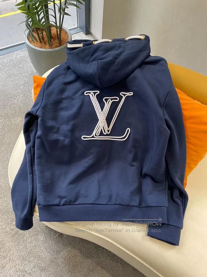 Louis Vuitton LV 24 New Navy Embroidered Hoodie. Size US L / EU 52-54 / 3 - 2 Thumbnail