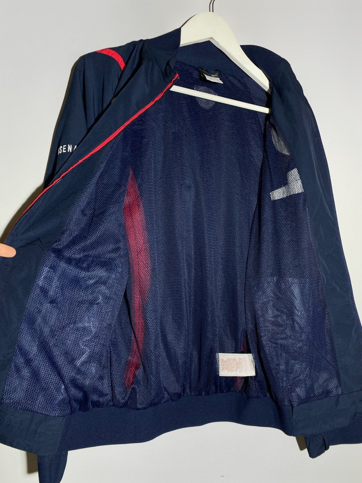 Nike 🔥 00s NIKE ARSENAL DRILL FLY EMIRATES JACKET SOCCER VIBES Size US S / EU 44-46 / 1 - 16 Thumbnail