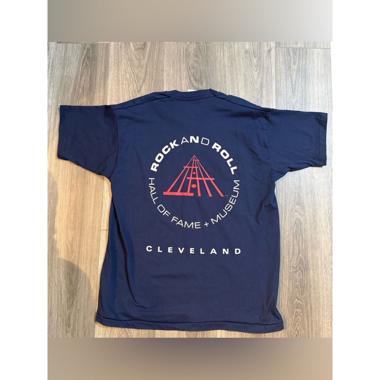 Fruit Of The Loom Rock & Roll Hall of Fame + Museum Navy Blue T-Shirt Size XL Size US XL / EU 56 / 4 - 6 Thumbnail