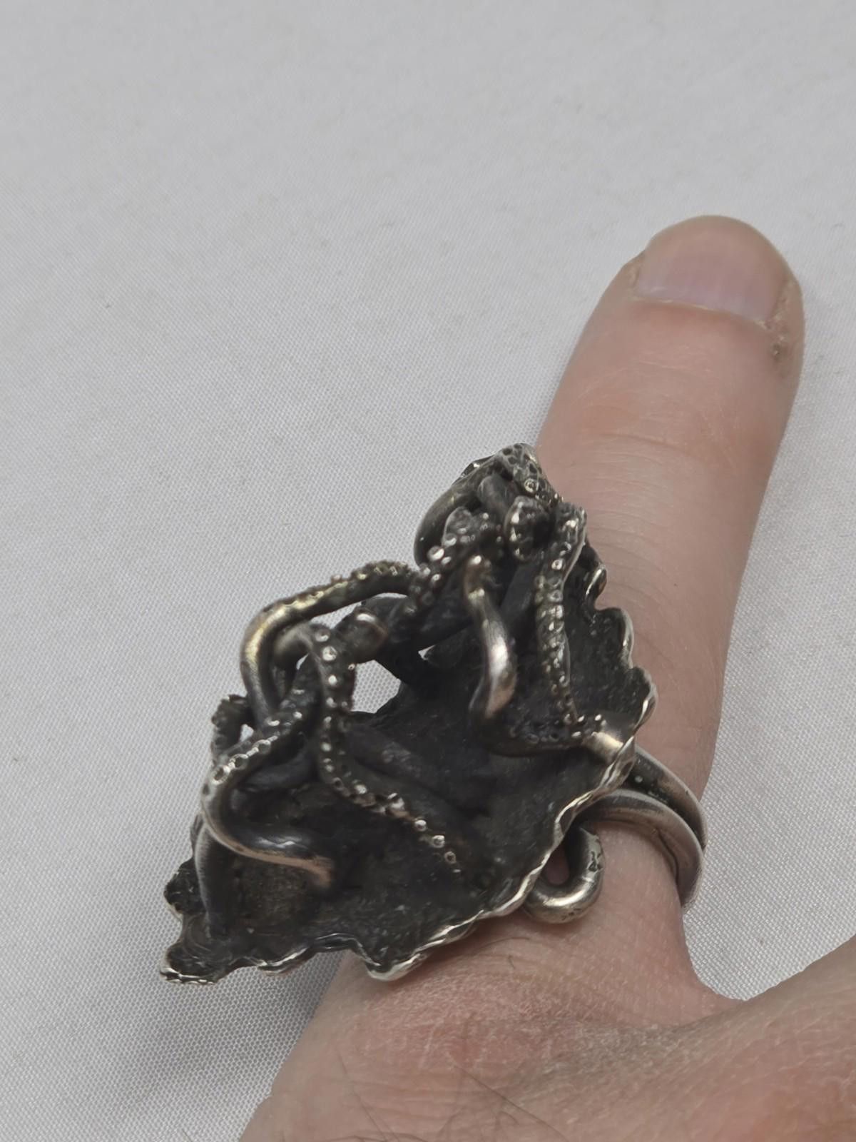 The Unbranded Brand Artisan Sterling Silver Tentacle Statement Ring 7.5 Cthulhu Size ONE SIZE - 5 Thumbnail