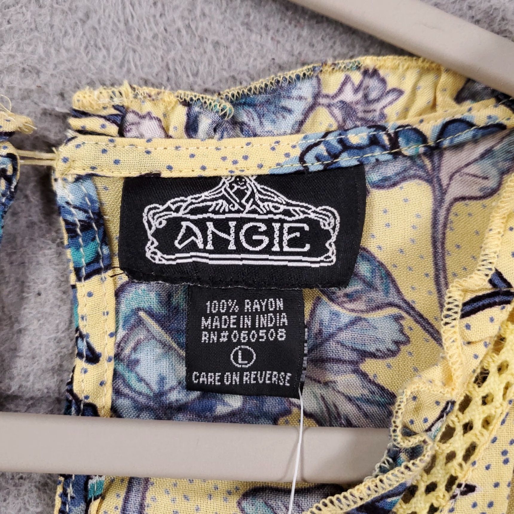 Vintage Angie Dress Womens L Yellow Floral Bohemian Rayon Short Sleeve V-Neck Mini Shift NWT Size L / US 10 / IT 46 - 6 Thumbnail