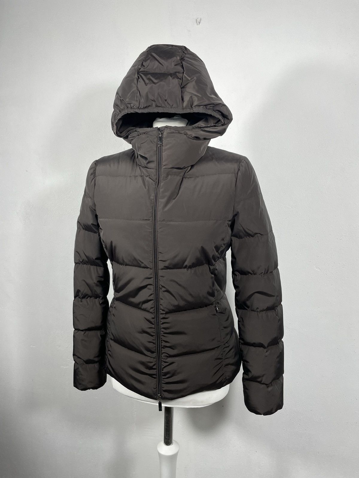 Designer × Moncler Moncler Hood Down Jakcet Coat Luxury Designer Winted Warm Size M / US 6-8 / IT 42-44 - 2 Thumbnail