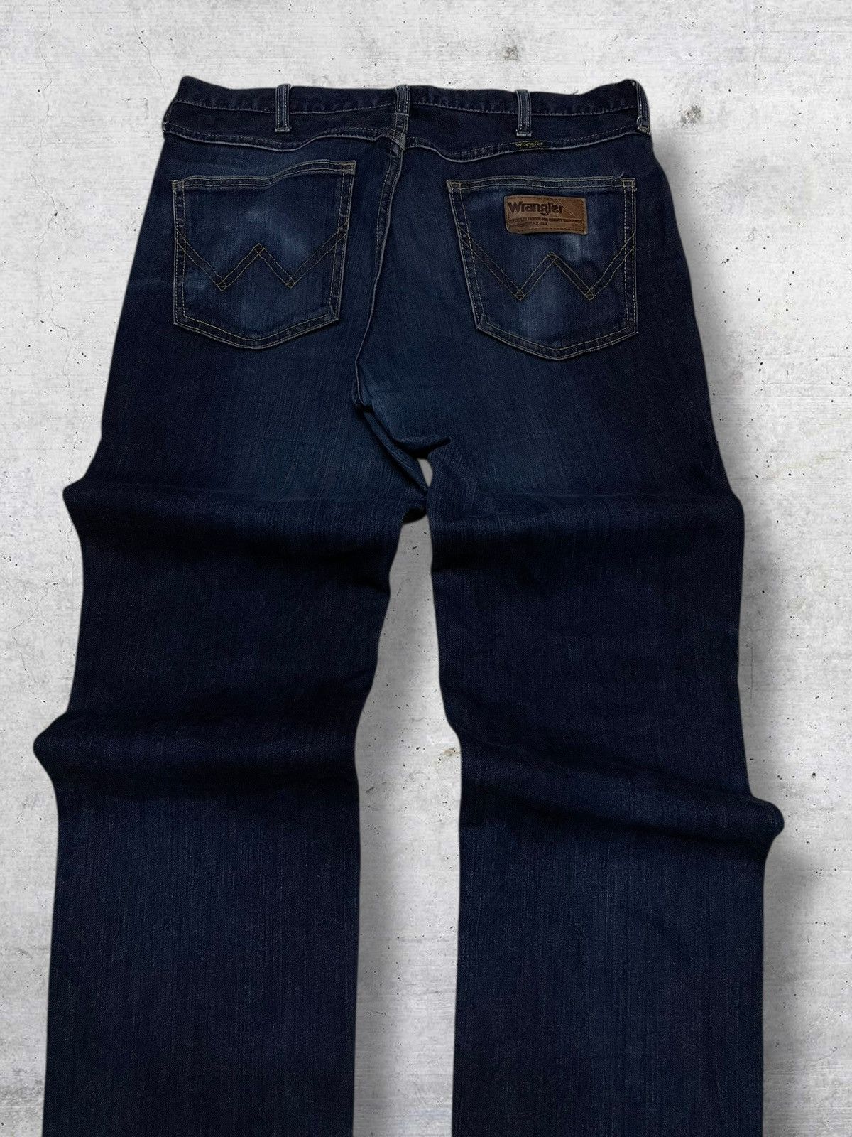 Wrangler VINTAGE WRANGLER USA DESIGNER 90S INDIGO REGULAR DENIM STYLE Size US 32 / EU 48 - 11 Thumbnail