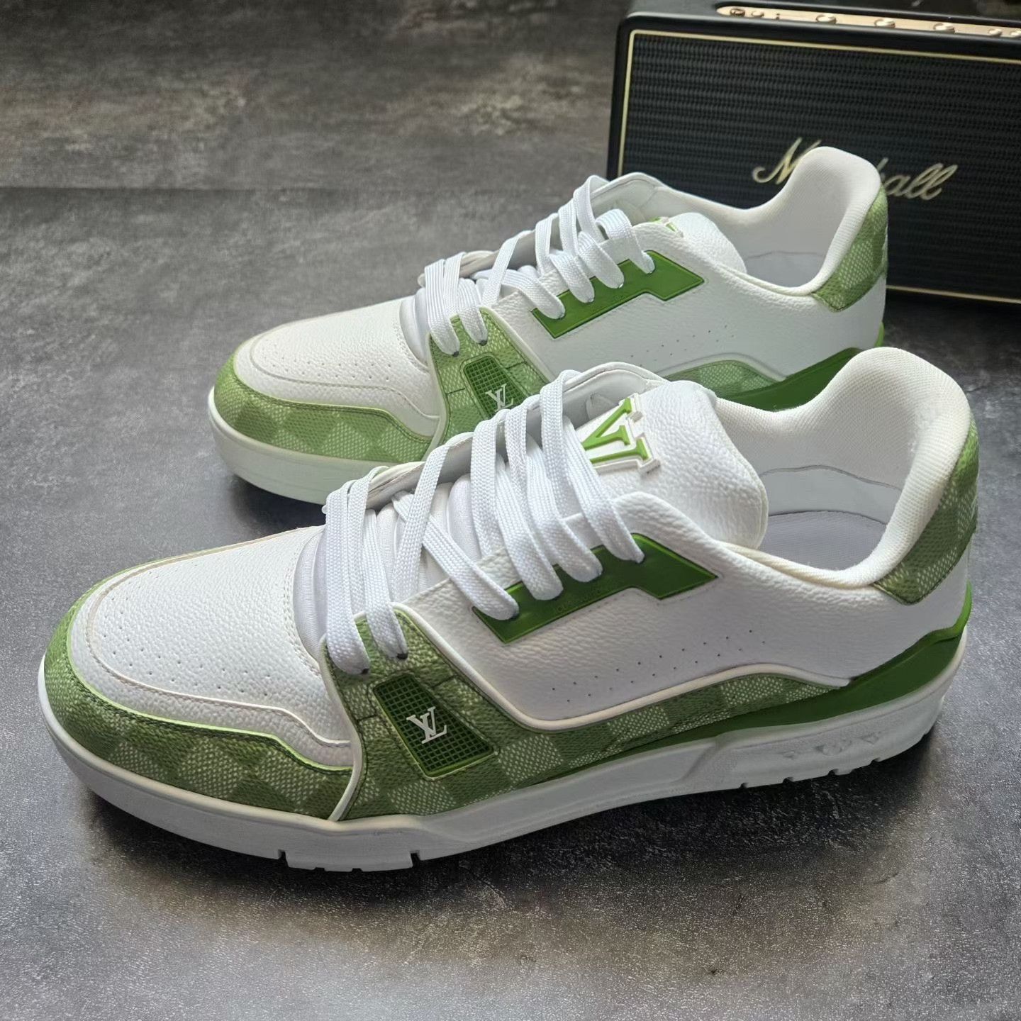 Louis Vuitton Louis Vuitton Training Green Lowtop Sneakers 42 Men Size US 9 / EU 42 - 1 Thumbnail