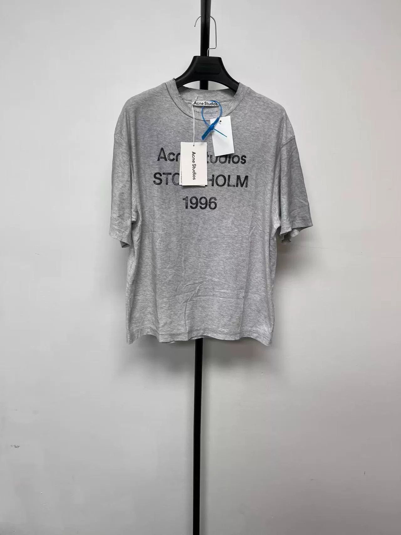 Acne Studios Acne Studios 1996 Logo Print Crewneck T-Shirt Size XXS / US 00 / IT 34 - 1 Thumbnail