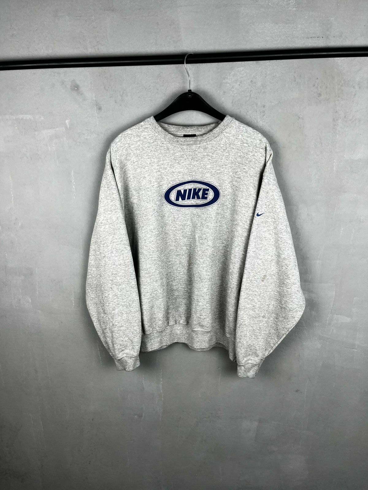 Nike Nike vintage big logo sweatshirt 90s Size US L / EU 52-54 / 3 - 1 Thumbnail