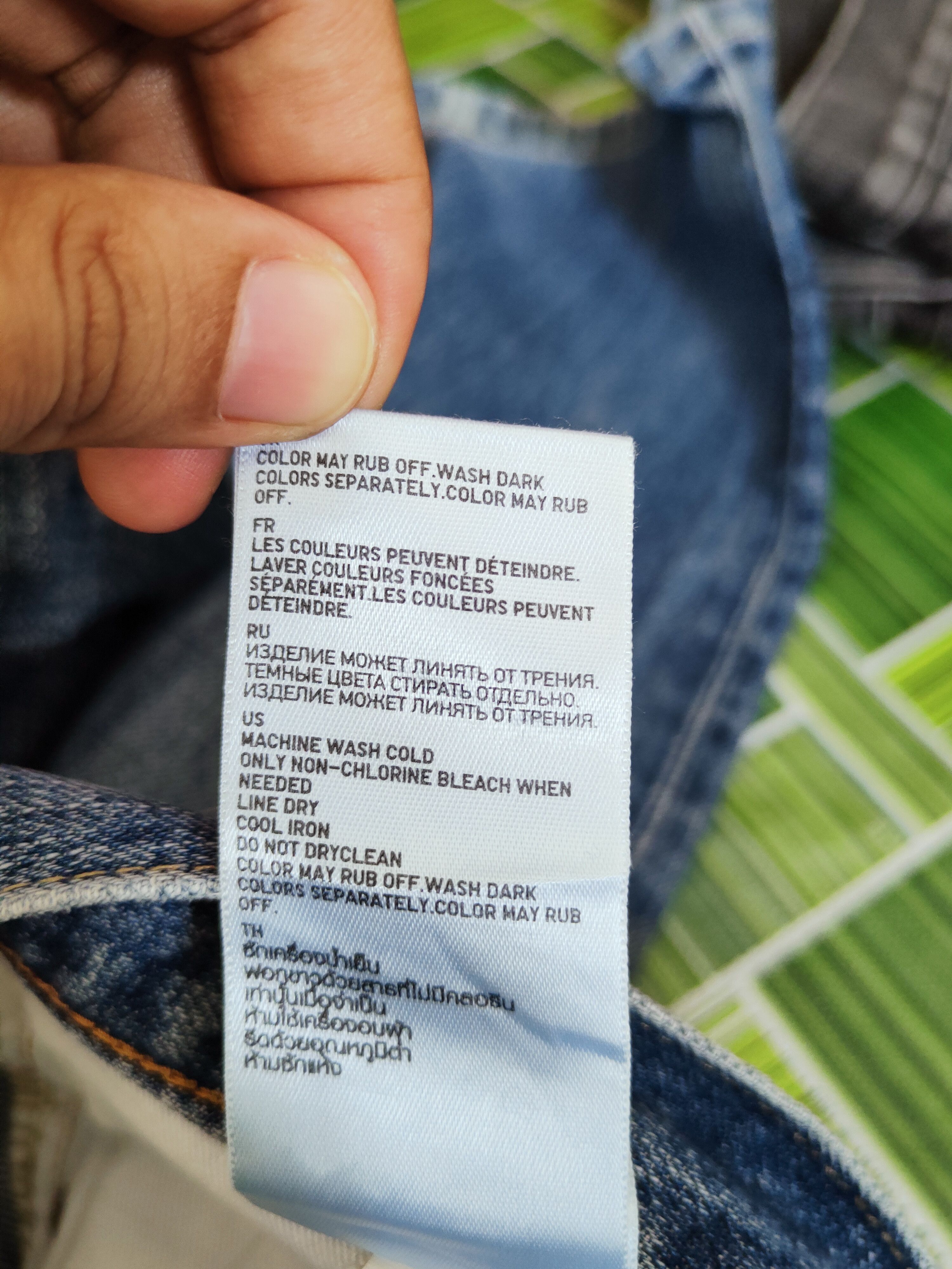 Japanese Brand Uniqlo Blue Faded Distressed Ripped Jeans #S2651 Size US 30 / EU 46 - 14 Thumbnail