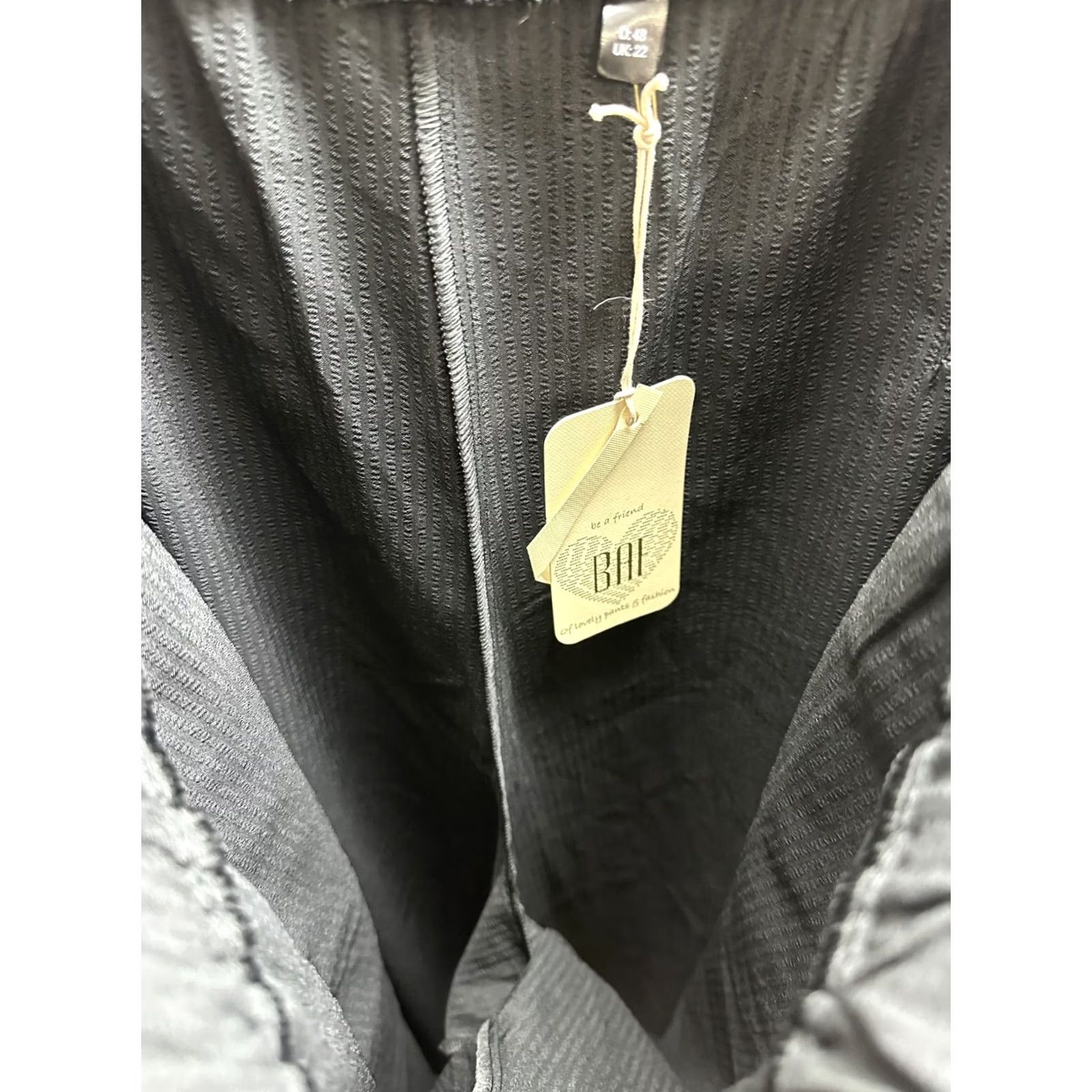 Vintage BAF Black Pull On Cropped Pants High Rise Wide Leg Sz 22 NWT Womens Size 40" / US 18 - 6 Thumbnail