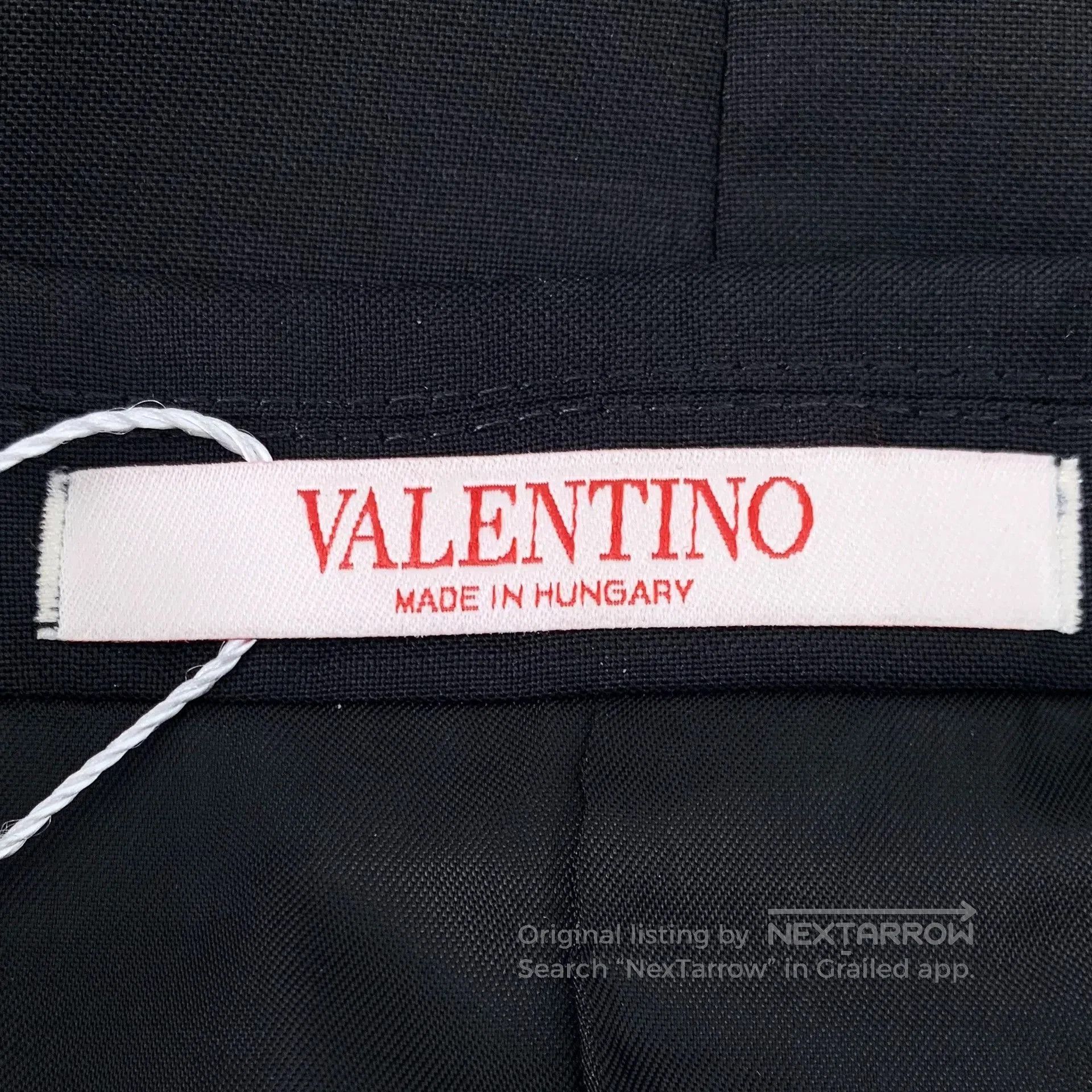 Valentino Valentino Black Collared Long-Sleeve Blazer. Size US S / EU 44-46 / 1 - 5 Thumbnail