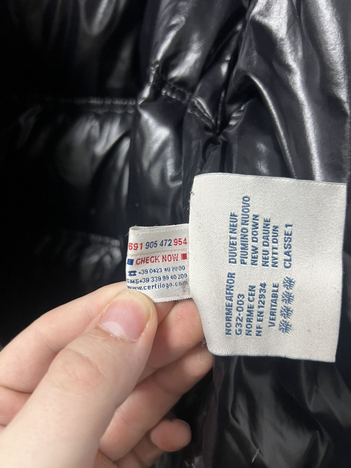 Moncler Vintage Moncler Mens Luxury Puffer Jacket S Size Size US S / EU 44-46 / 1 - 18 Thumbnail