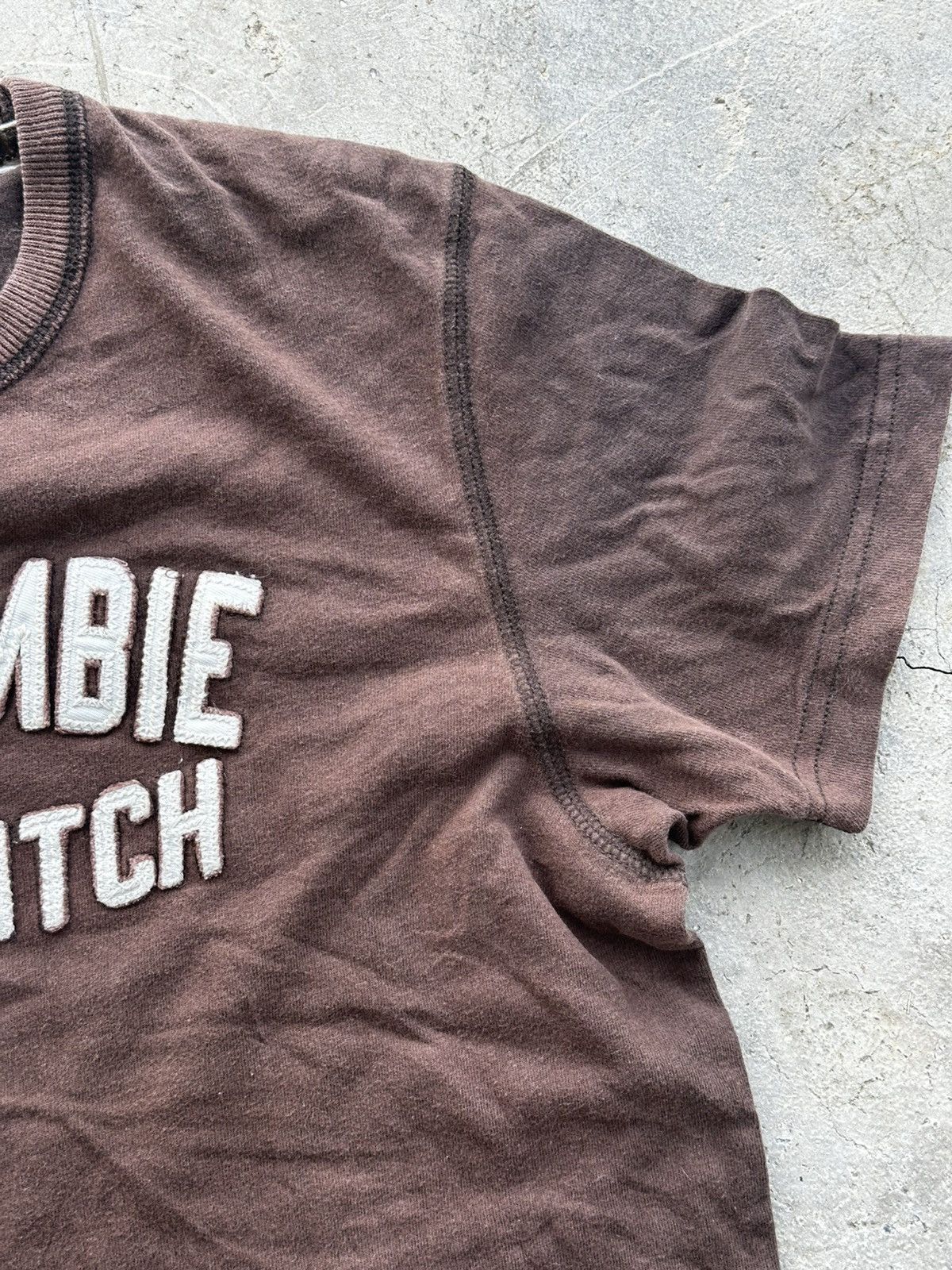 Abercrombie & Fitch Vintage Abercrombie & Fitch Spellout Y2k Tshirt Size US S / EU 44-46 / 1 - 5 Thumbnail