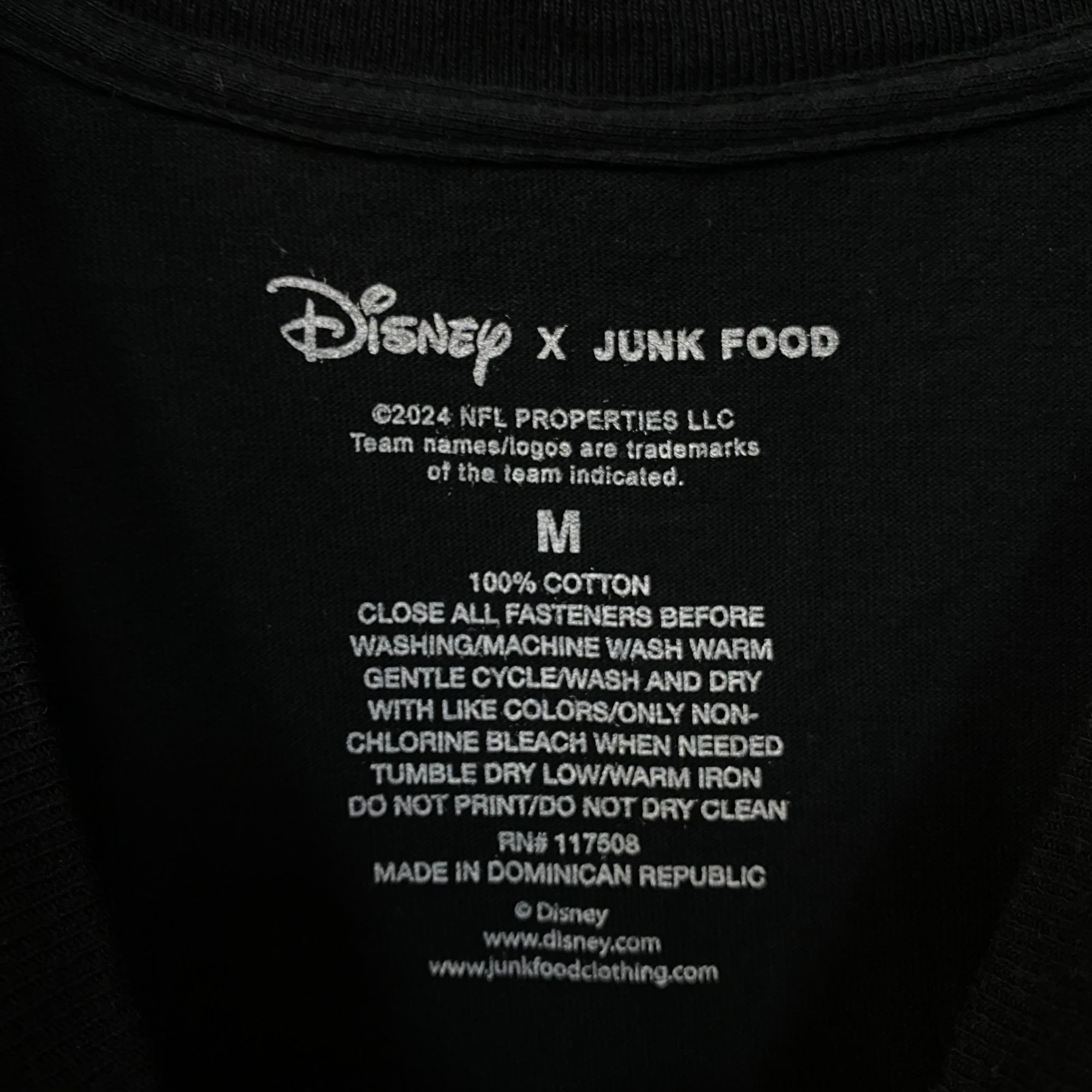 Junk Food Disney x Junk Food NFL Detroit Lions Mickey Mouse Kick Back Size US M / EU 48-50 / 2 - 4 Thumbnail