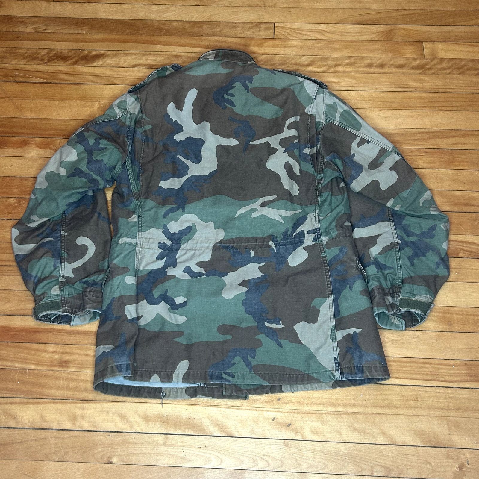 Vintage Vintage Camo Military jacket Size US L / EU 52-54 / 3 - 6 Thumbnail