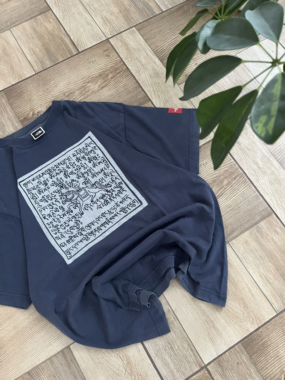 The North Face Vintage 90s The North Face Single Stitch Tee - Navy Y2K Size US L / EU 52-54 / 3 - 4 Thumbnail