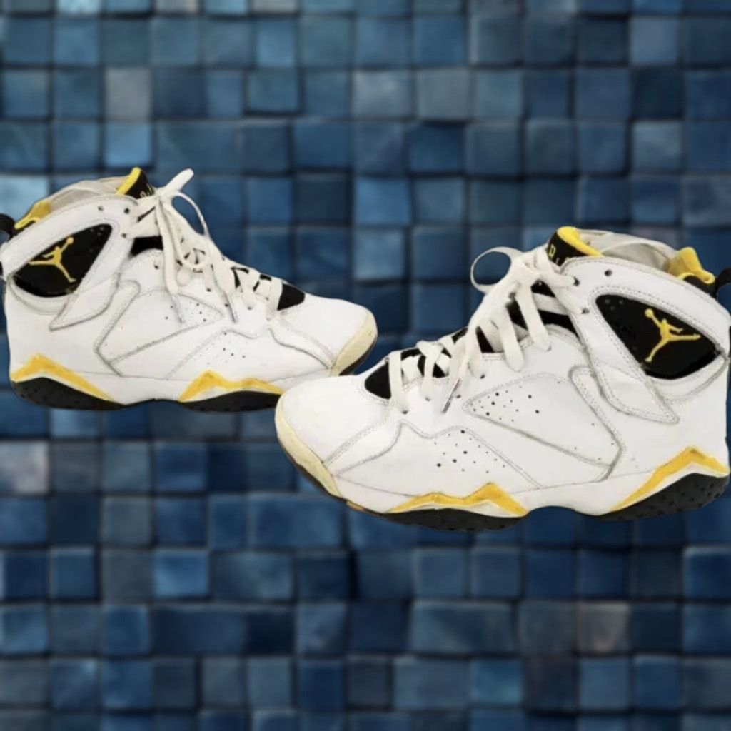 Nike Nike Women's Air Jordan 7 Retro White Varsity Maize Sneakers 313358-172 Size 8 Size US 8 / IT 38 - 1 Thumbnail