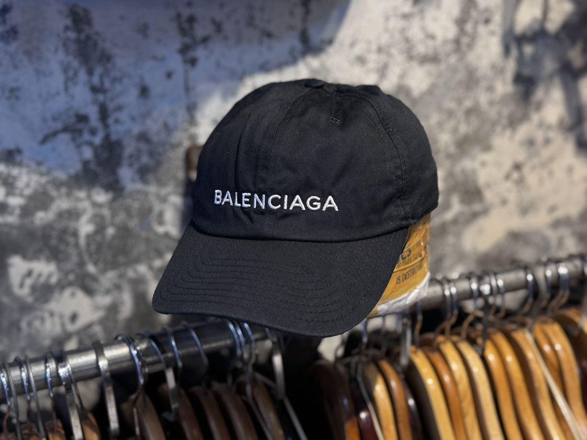 Balenciaga Balenciaga embroidered baseball cap Size ONE SIZE - 1 Thumbnail