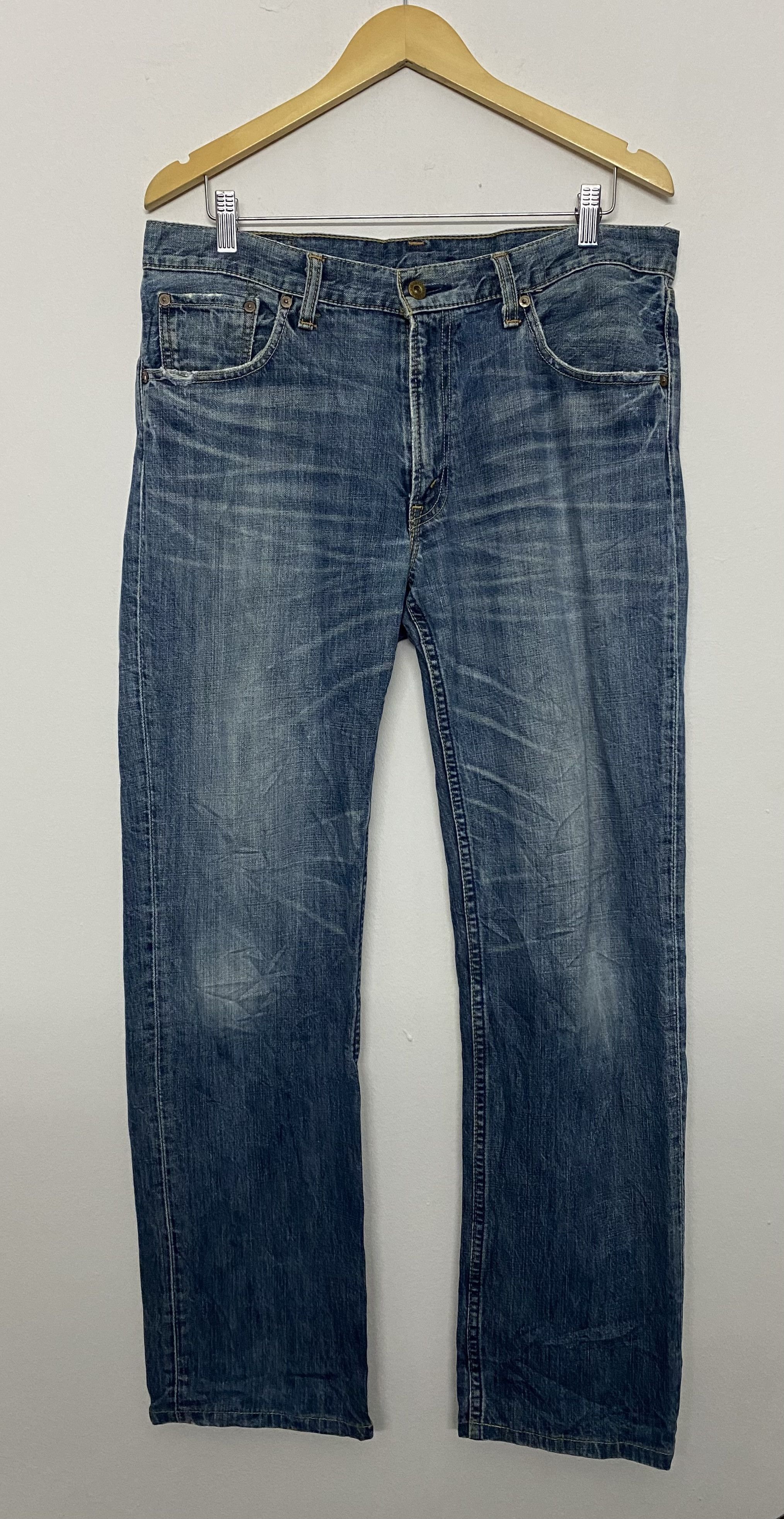 Vintage Levi’s 502 Regular Fit Jeans