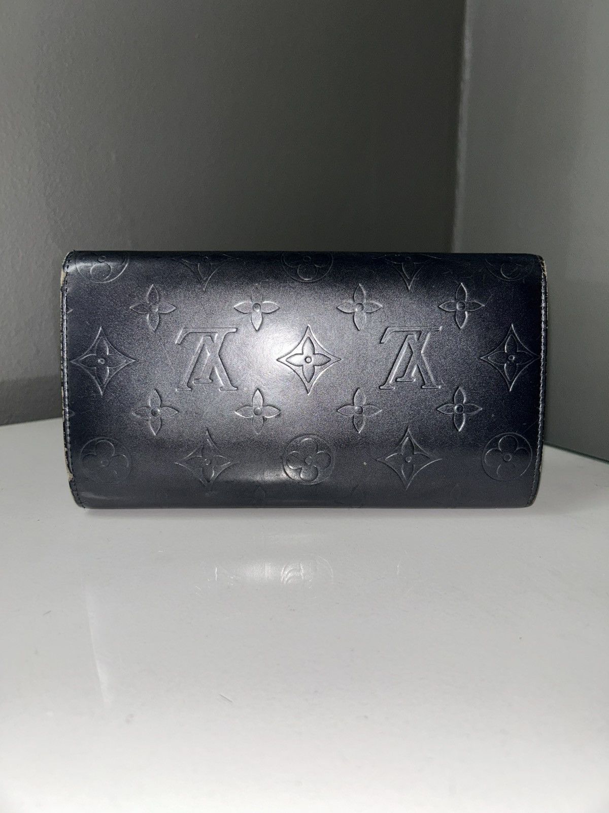Louis Vuitton Louis Vuitton Gray Vernis Mat Porte Tresor Int’l Wallet Size ONE SIZE - 9 Thumbnail
