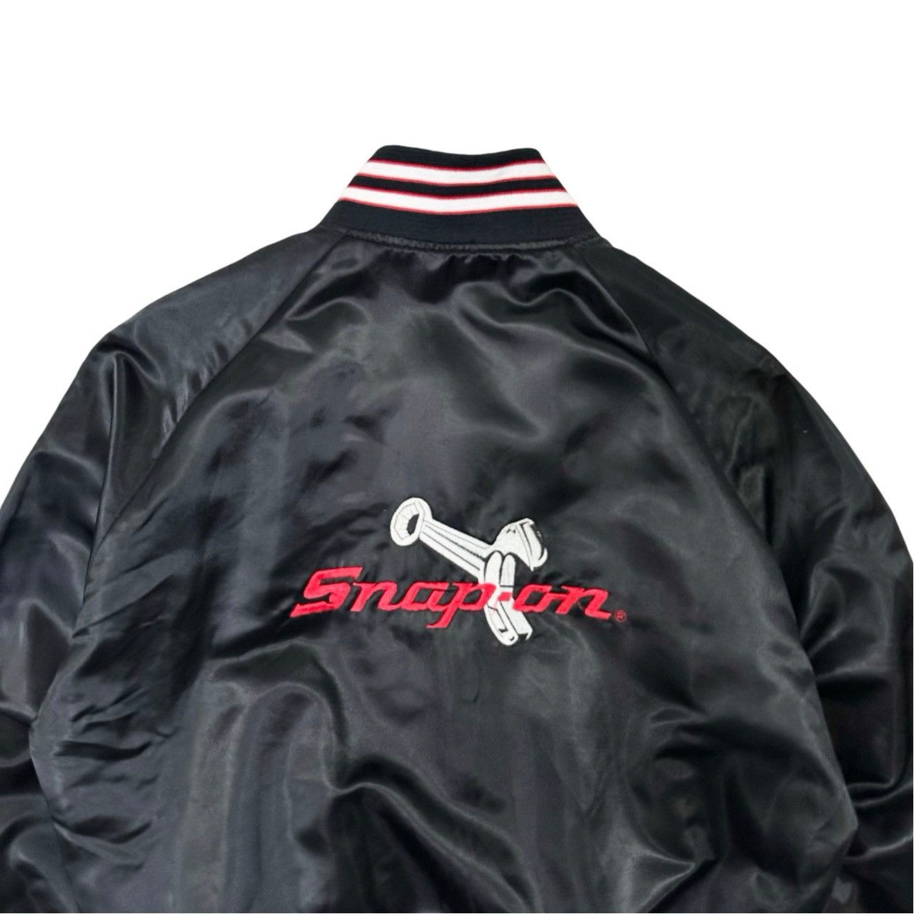 Vintage Vintage 90s Rare Snap-On Embroidered Satin Button Up Jacket Size US S / EU 44-46 / 1 - 5 Thumbnail