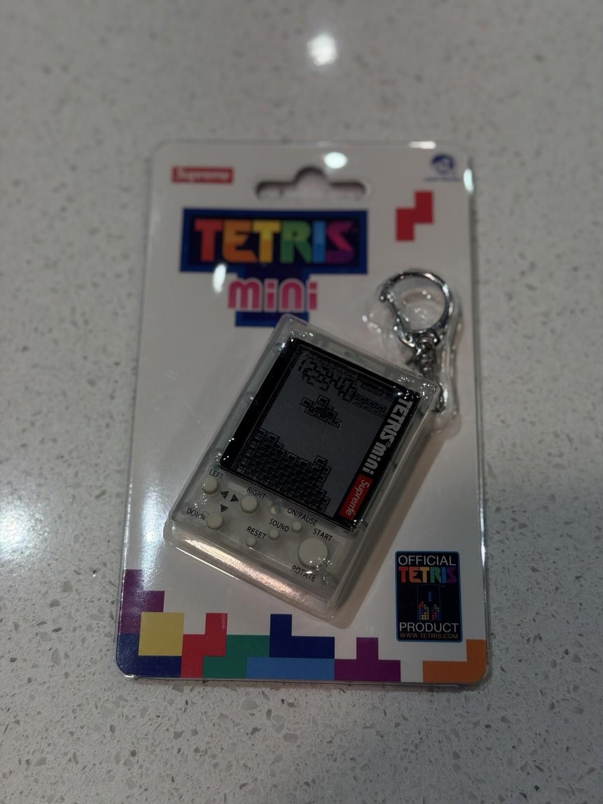 Supreme Supreme Tetris Mini Keychain Blue Brand New 100% Authentic Size ONE SIZE - 2 Thumbnail