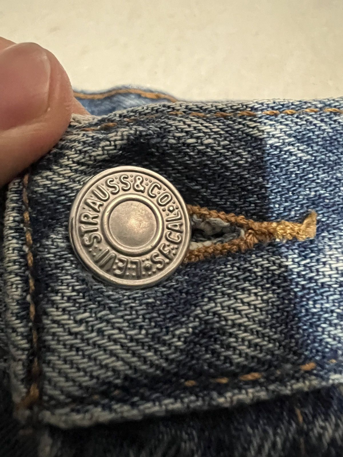 Levi's 90’s Levis 550 Faded Mud Wash Jean Size US 32 / EU 48 - 11 Thumbnail