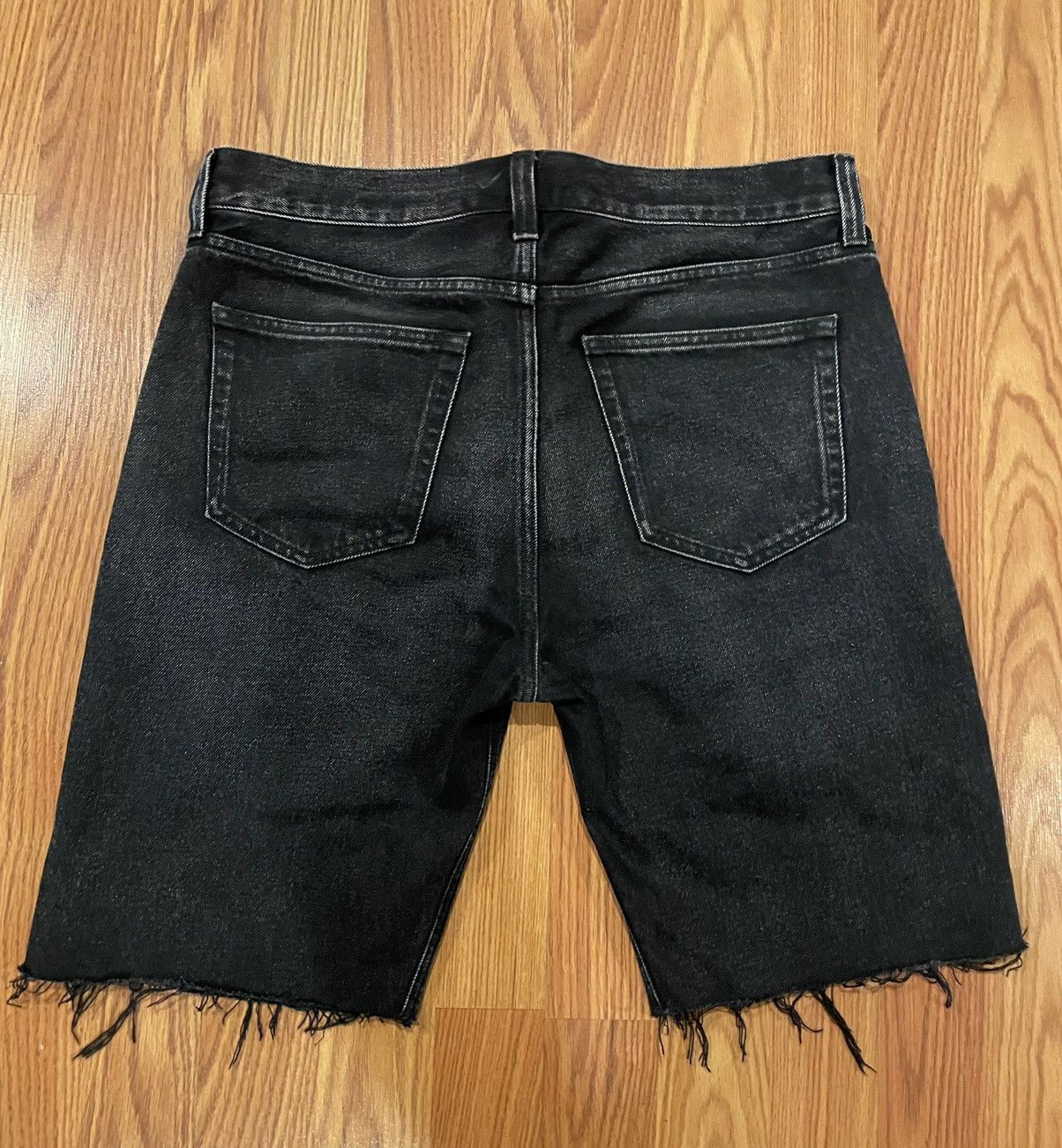 Balenciaga Balenciaga 2017 Denim Shorts Size US 30 / EU 46 - 2 Thumbnail