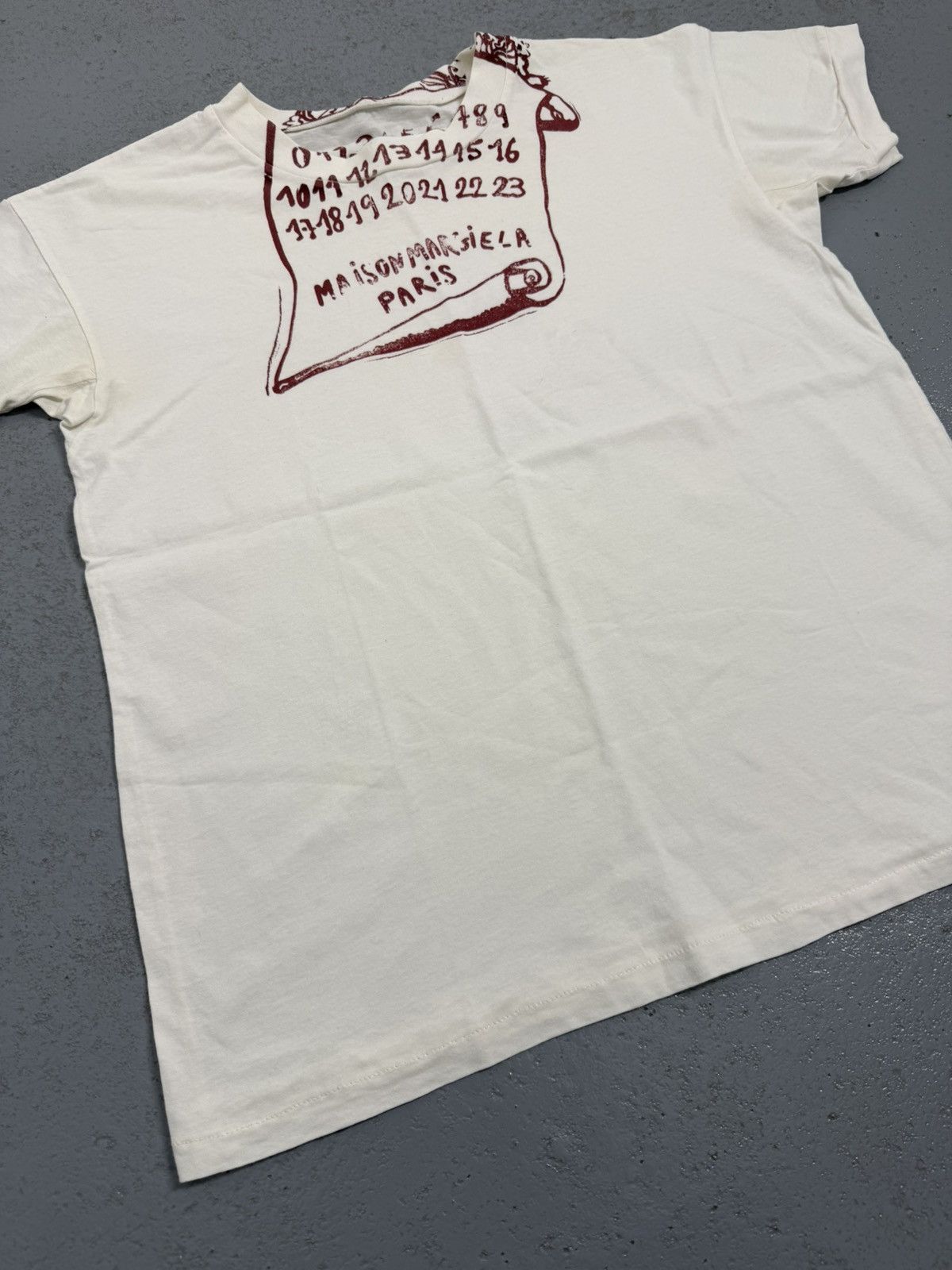 Maison Margiela Maison Margiela Letter Logo T-Shirt Size US M / EU 48-50 / 2 - 3 Thumbnail