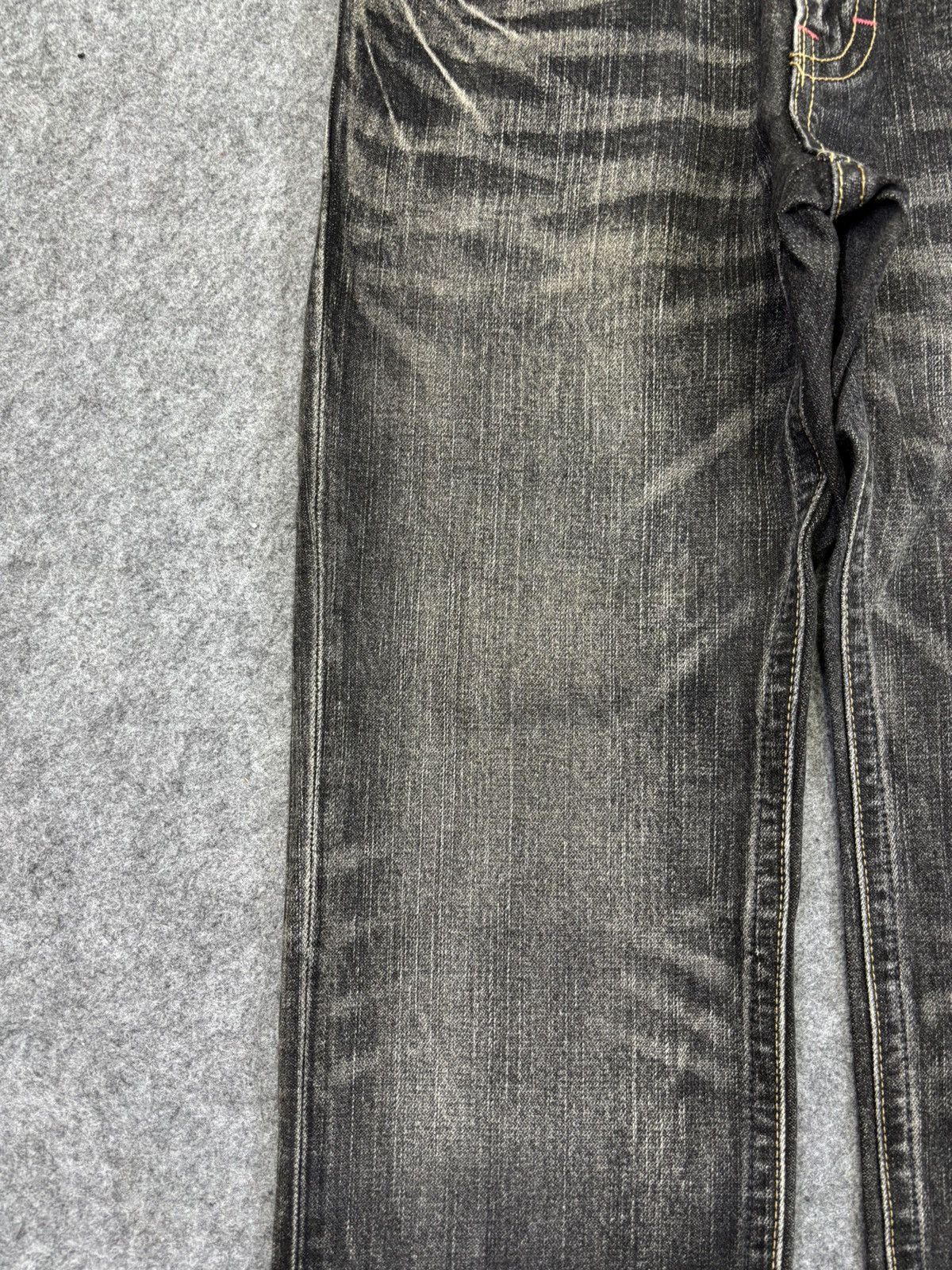 Wrangler 💥Insane 90s Style Wrangler Crazy Fades Style Denim F863 Size US 29 - 6 Thumbnail