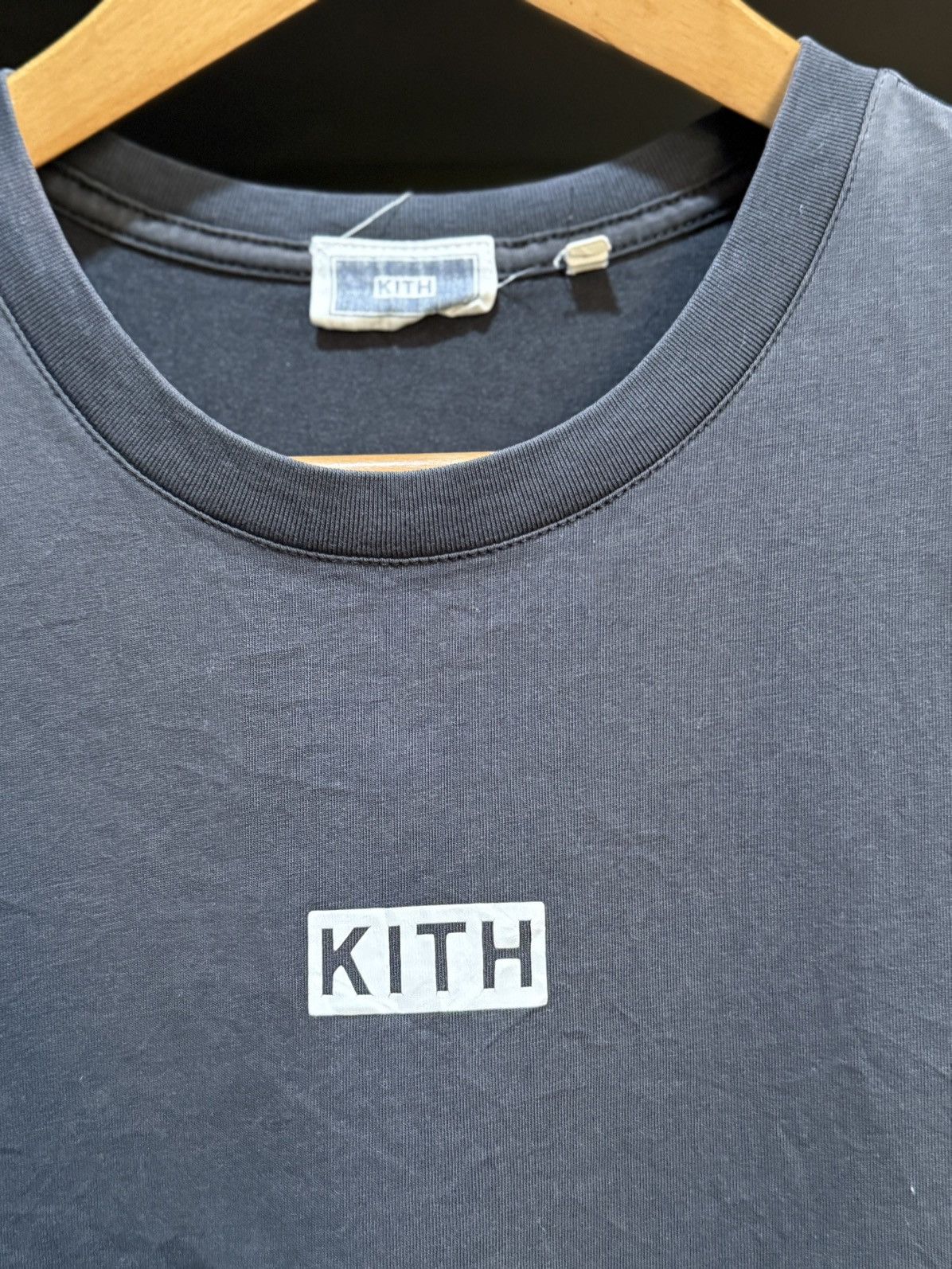 Kith Thrashed Kith All Logo Sun Faded Tee Size US M / EU 48-50 / 2 - 9 Thumbnail