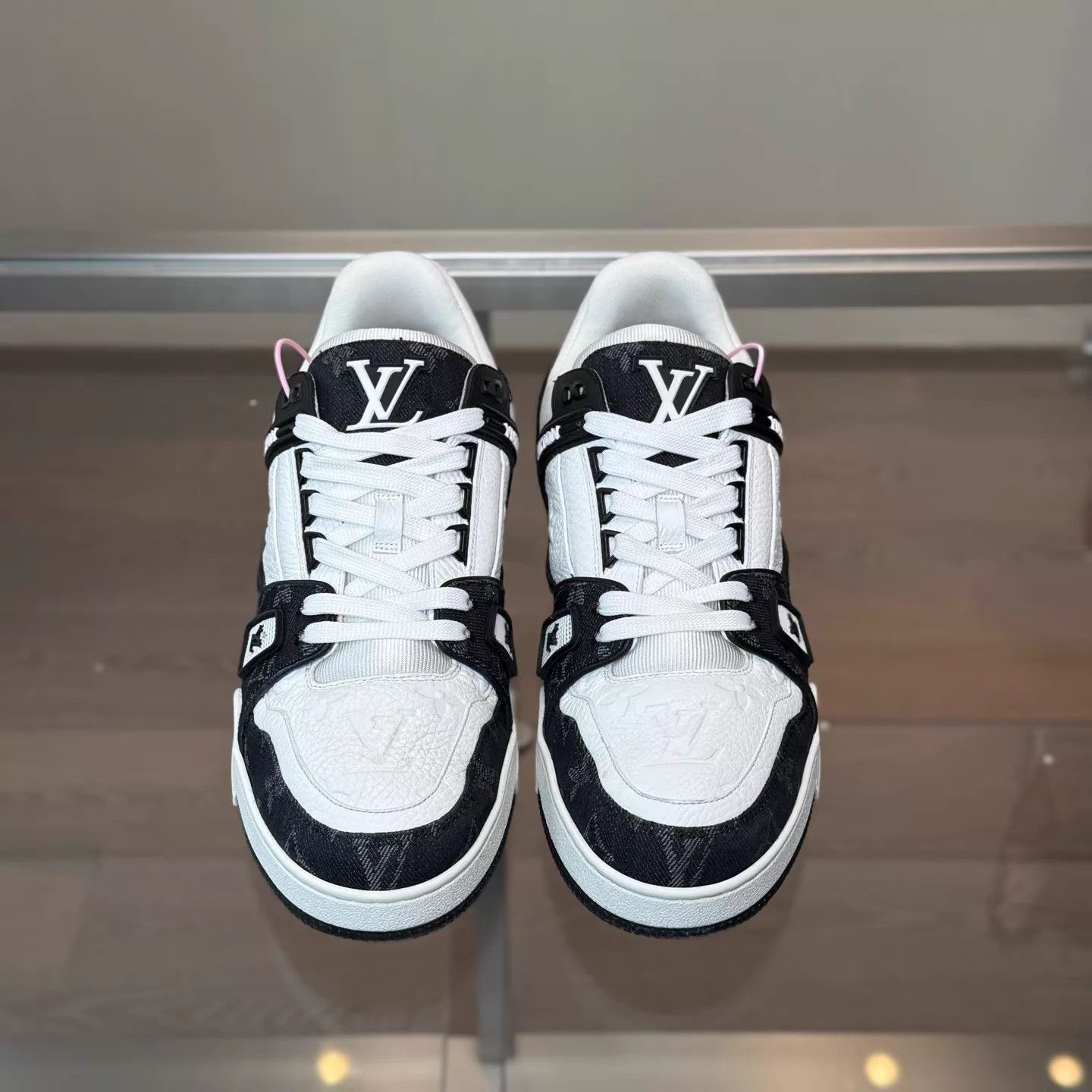 Louis Vuitton LV 24 Black & White Denim Men's 41/7 Size US 8 / EU 41 - 2 Thumbnail