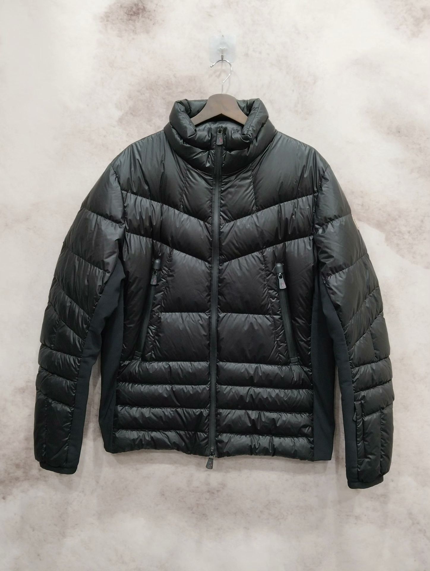 Moncler Moncler Down Heavy Coat 22 Men Size US XS / EU 42 / 0 - 1 Thumbnail