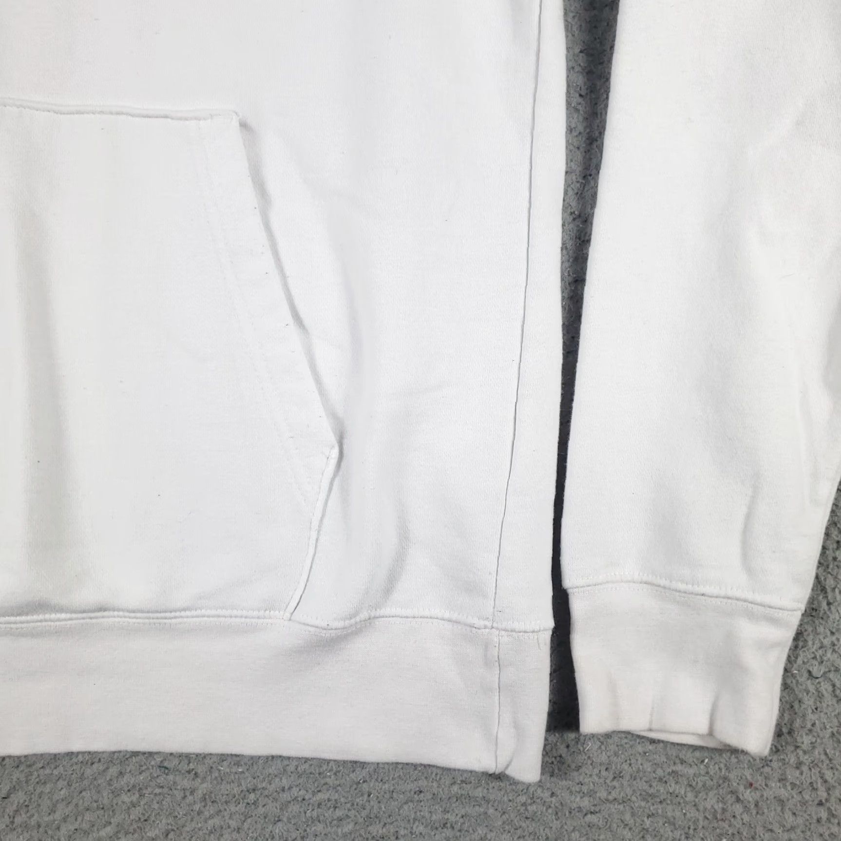 Champion VINTAGE Champion Pullover Hoodie Men Small White Casual Sweatshirt Fleece Logo Zipper Sports Size US S / EU 44-46 / 1 - 5 Thumbnail