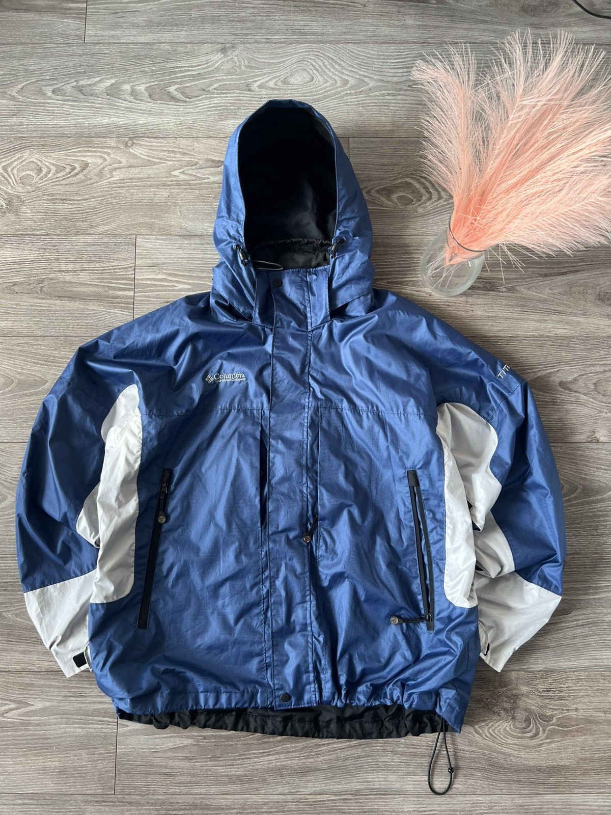 Columbia × Vintage ‼️Vintage Columbia Titanium Tech Omni Waterpoof Jacket‼️ Size US XL / EU 56 / 4 - 6 Thumbnail