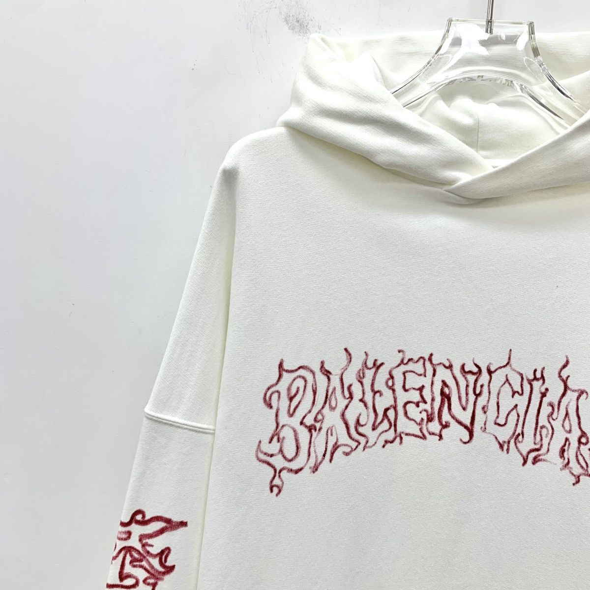 Balenciaga Balenciaga White Logo Printed Cotton Hooded Sweatshirt K26WX Size US S / EU 44-46 / 1 - 3 Thumbnail