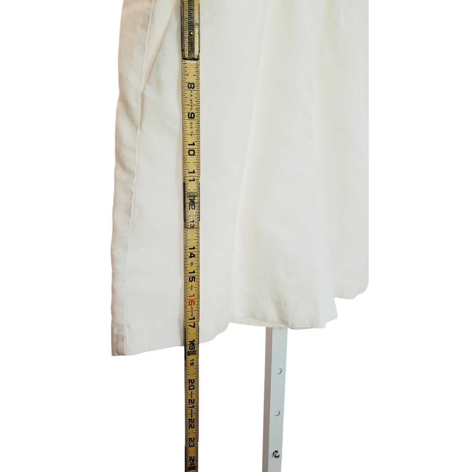 H&M H&M White Lyocell Blend PullOn Shorts Elastic Waist Summer S Size 27" / US 4 / IT 40 - 7 Thumbnail