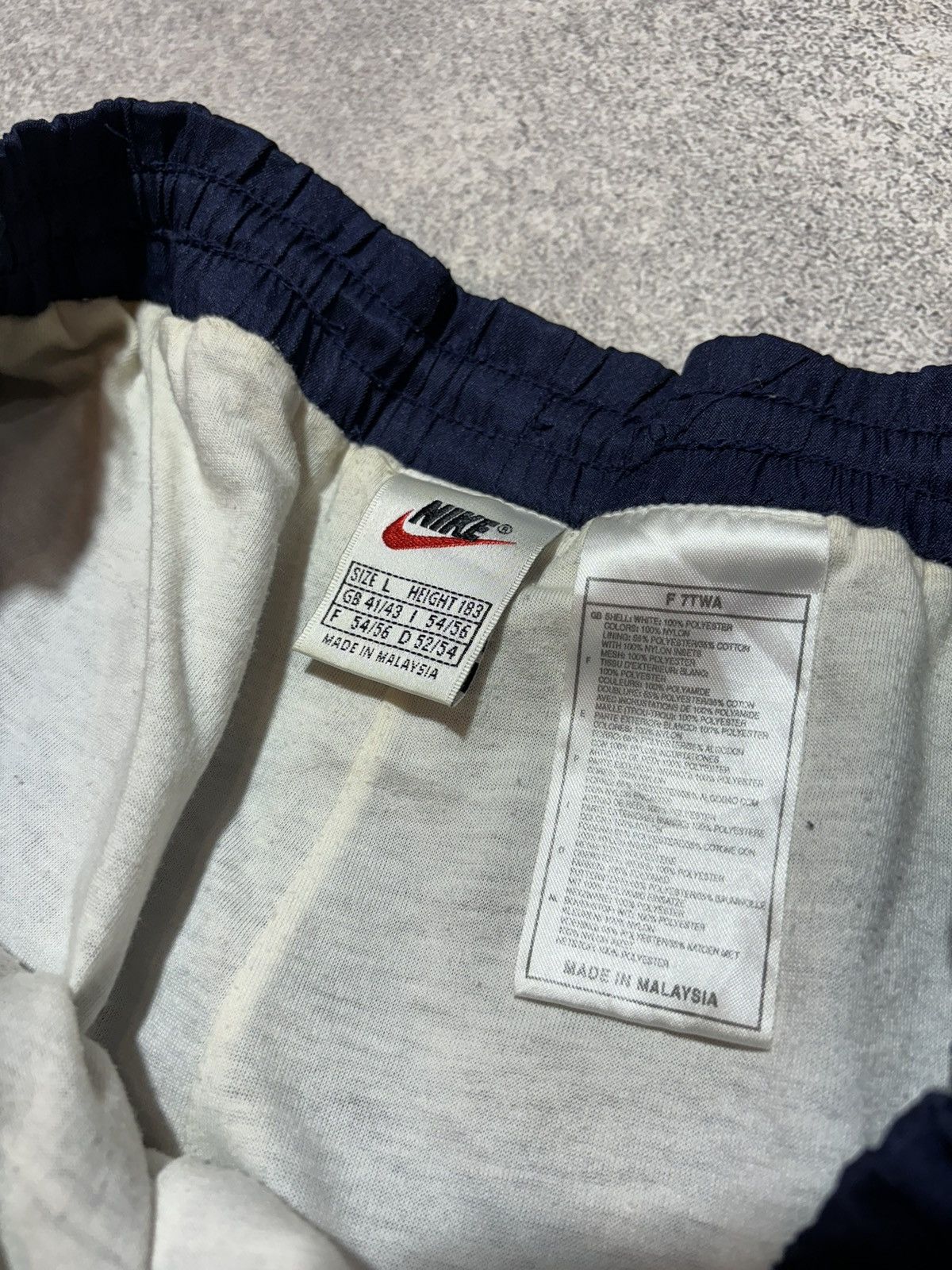 Japanese Brand × Nike × Vintage Nike Vintage Drill Small Logo Nylon pants Blue 00s size L Size US 34 / EU 50 - 8 Thumbnail