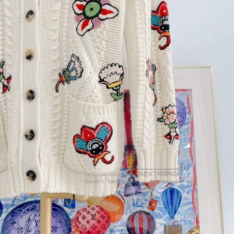 Valentino Valentino Jacquard embroidered knitted cardigan Size M / US 6-8 / IT 42-44 - 4 Thumbnail