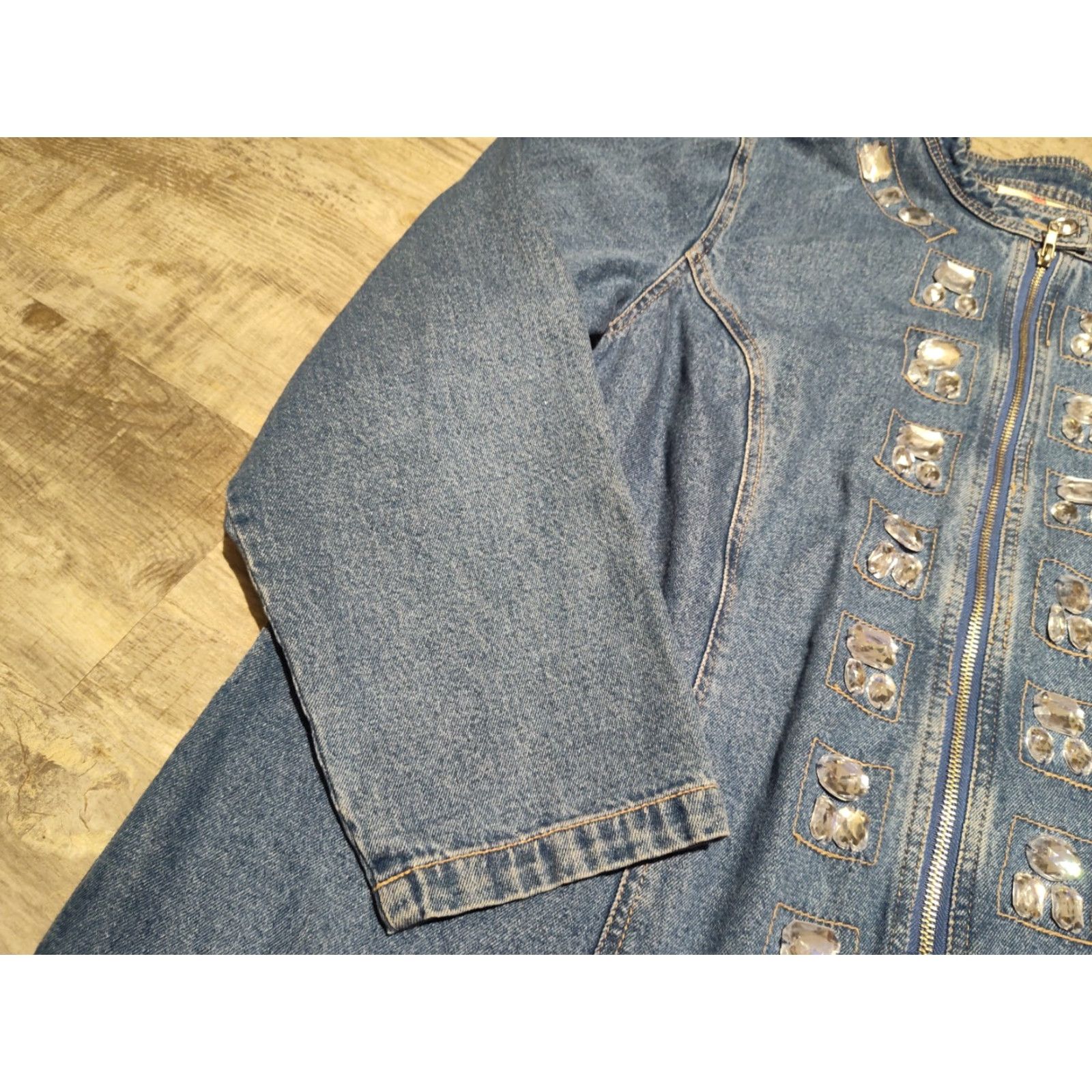 Quacker Factory VINTAGE Quacker Factory Denim Jacket Womens 1X Embellished Rhinestones Casual Bohemian Art Cotton Blue Size XL / US 12-14 / IT 48-50 - 3 Thumbnail