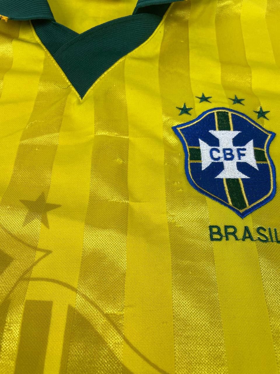 Vintage Vintage Retro Brazil 1994 1996 Home Shirt Soccer Jersey Size US L / EU 52-54 / 3 - 9 Thumbnail