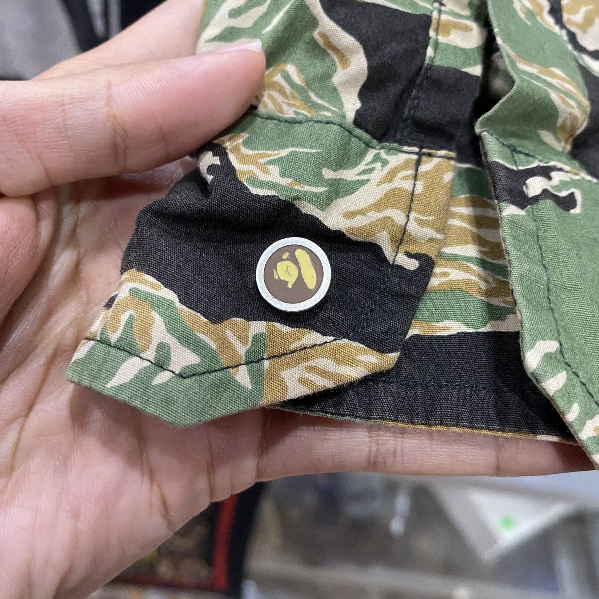 Bape × Vintage Bape Tiger Stripe Button-Up Shirt Size US S / EU 44-46 / 1 - 8 Thumbnail