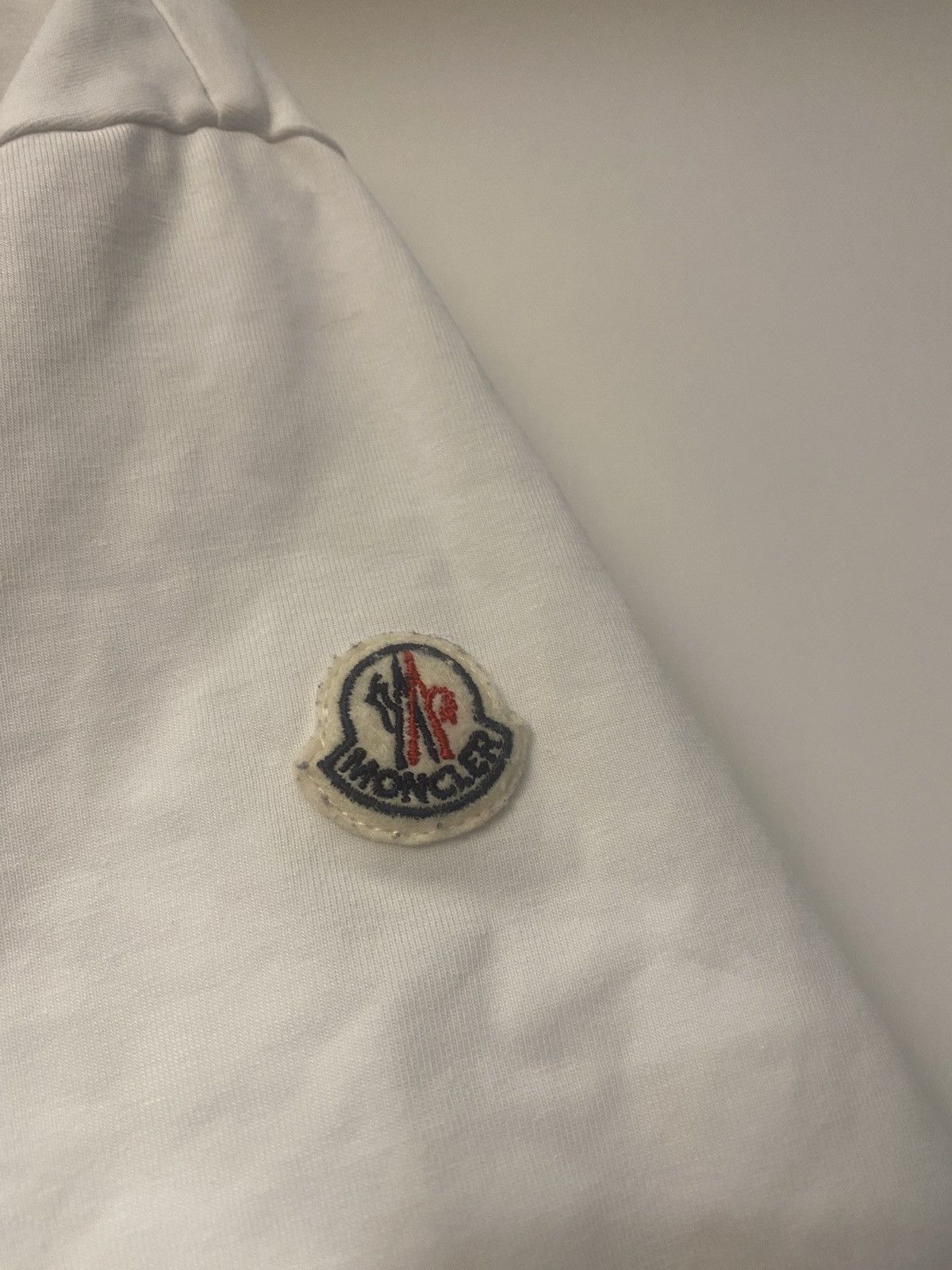 Moncler Moncler luxury tee with badge new collection 2020 Size US XL / EU 56 / 4 - 8 Thumbnail