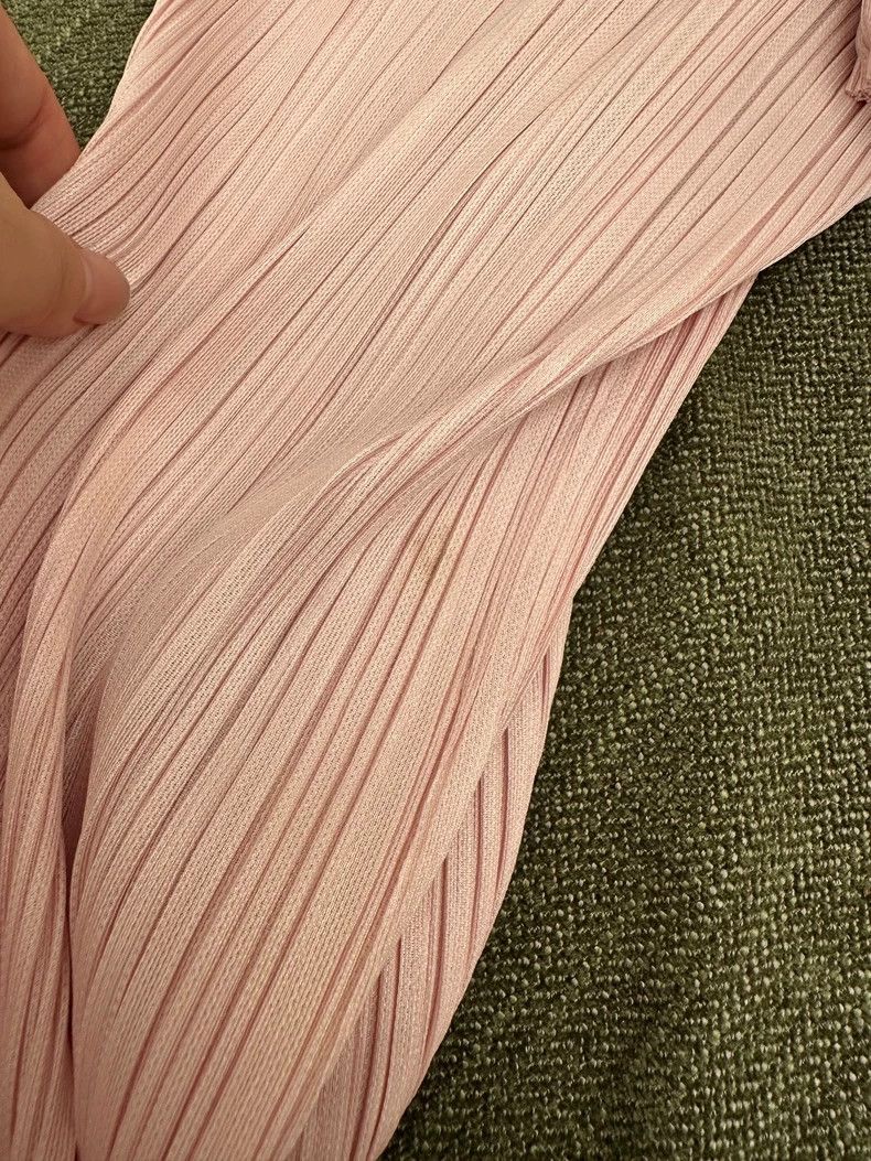 Issey Miyake Issey Miyake size:3 Pink pleated trousers Size 31" - 2 Thumbnail
