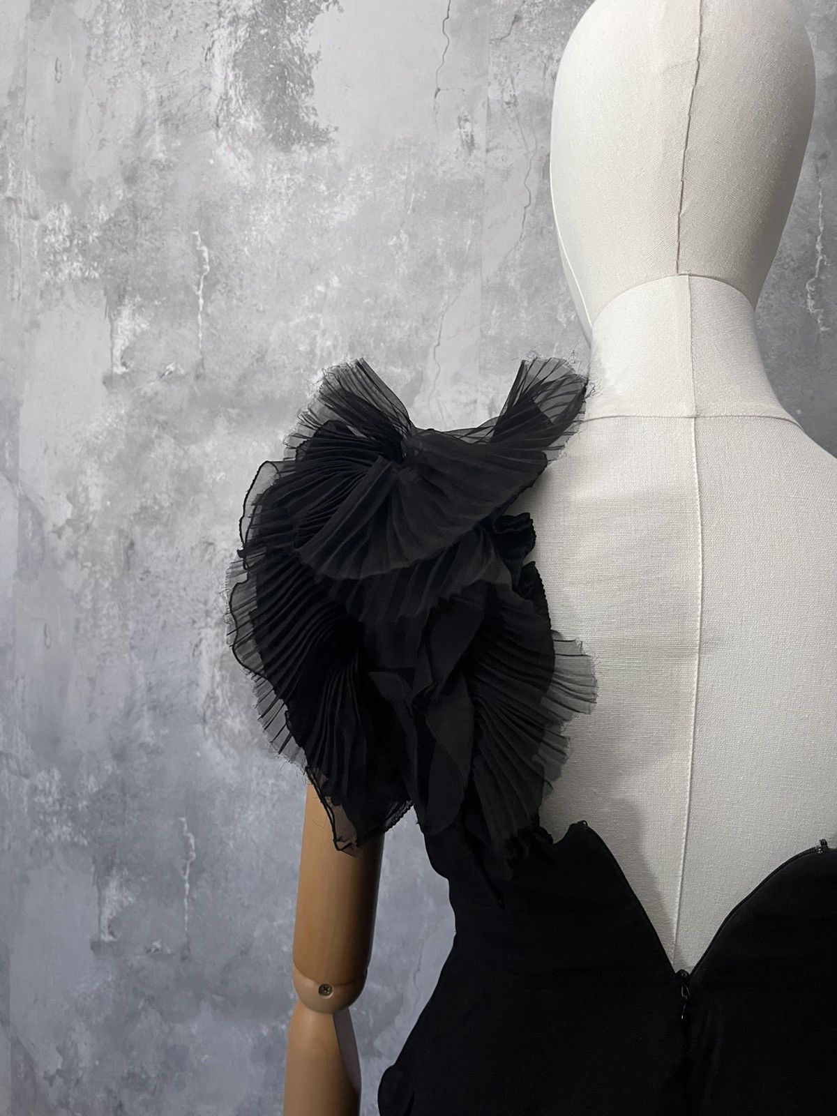 Givenchy Givenchy F/W 2008 by Riccardo Tisci Sample dress Size M / US 6-8 / IT 42-44 - 7 Thumbnail